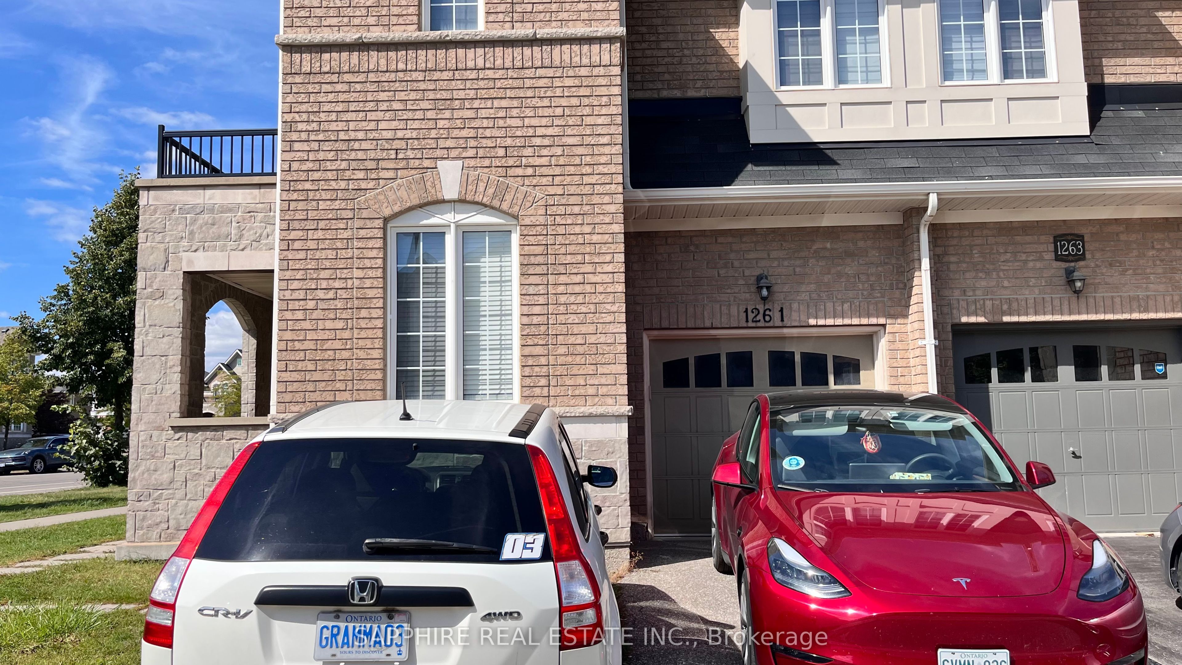 Unit Upper - 1261 Sim Place, Milton 4