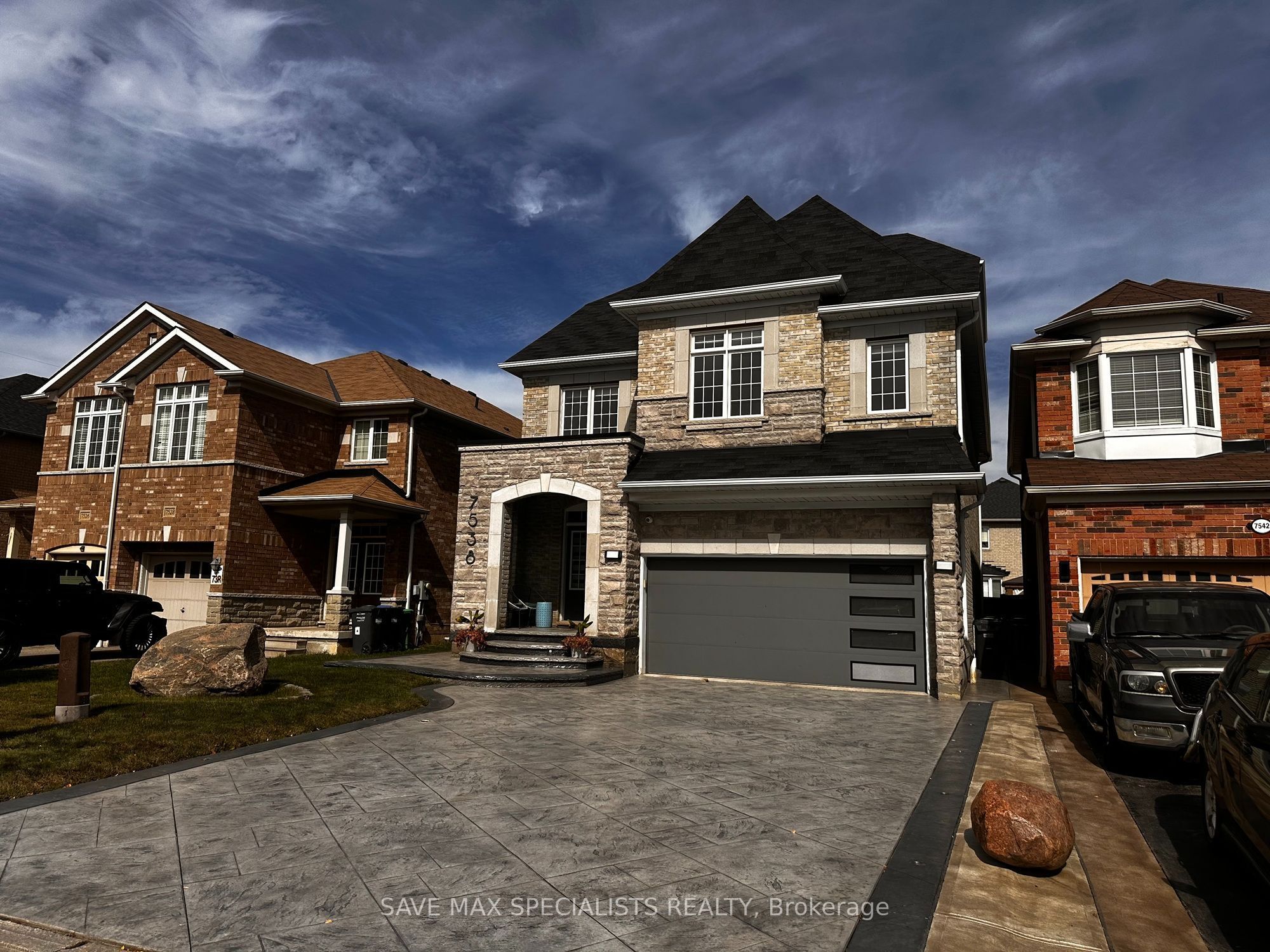 Unit Main - 7538 Saint Barbara Boulevard, Mississauga 2