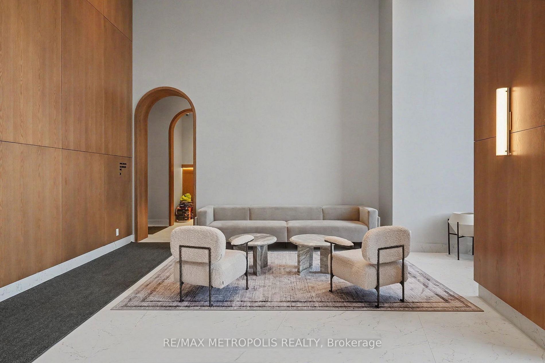 Unit 613 - 1185 Dupont Street, Toronto 5