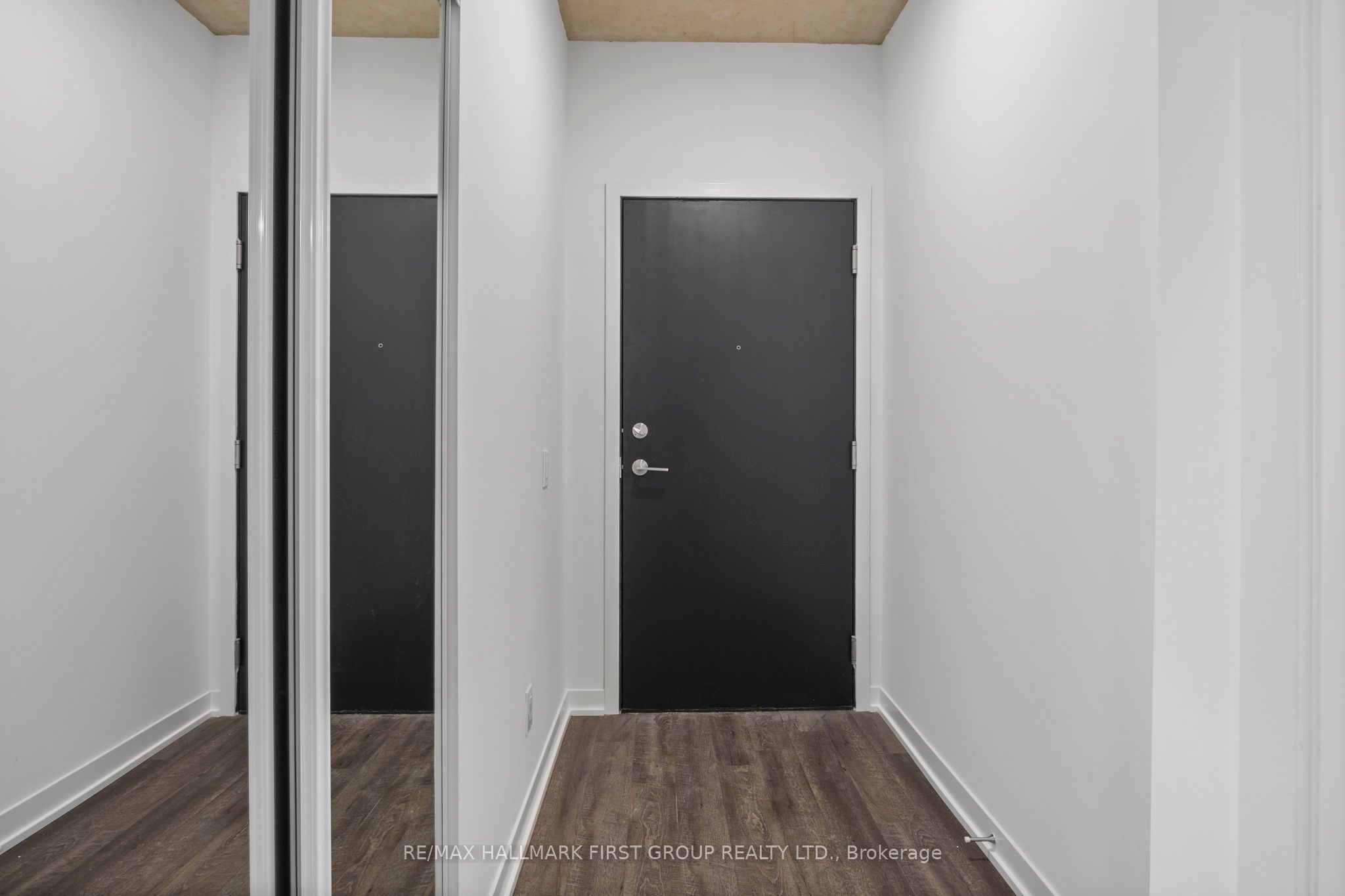 Unit 408 - 1808 St Clair Avenue W, Toronto 3