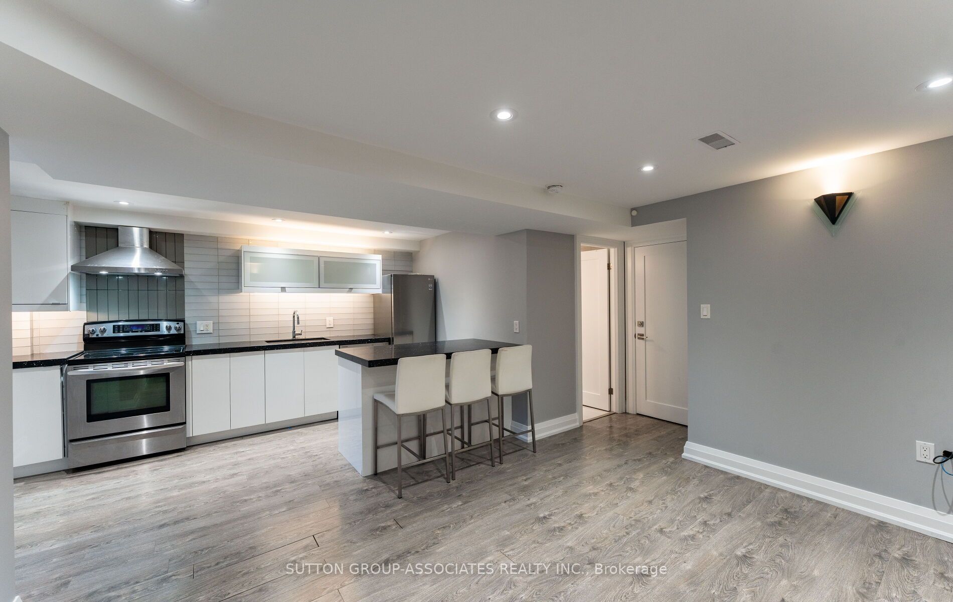 Unit Lower - 358 Concord Avenue, Toronto 5