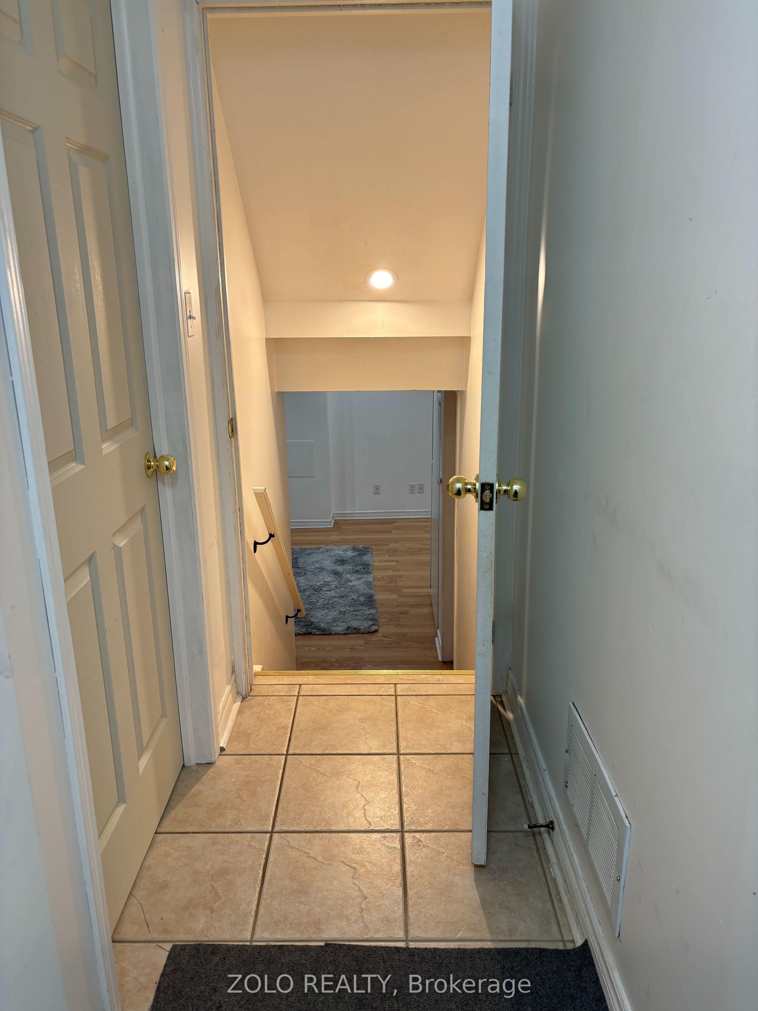 3242 Scotch Pine Gate, Mississauga 2