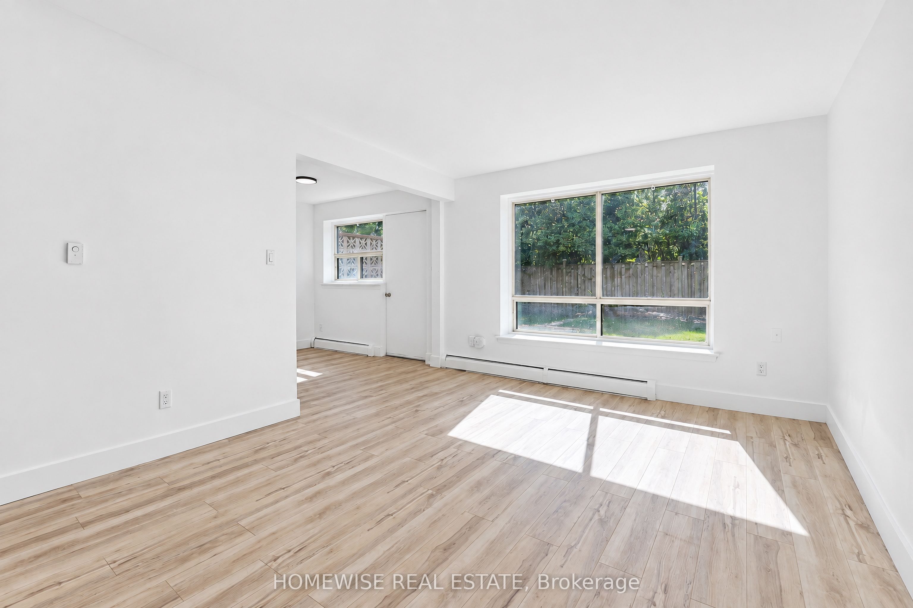 Unit 22 - 35 Swordbill Drive, Etobicoke 4