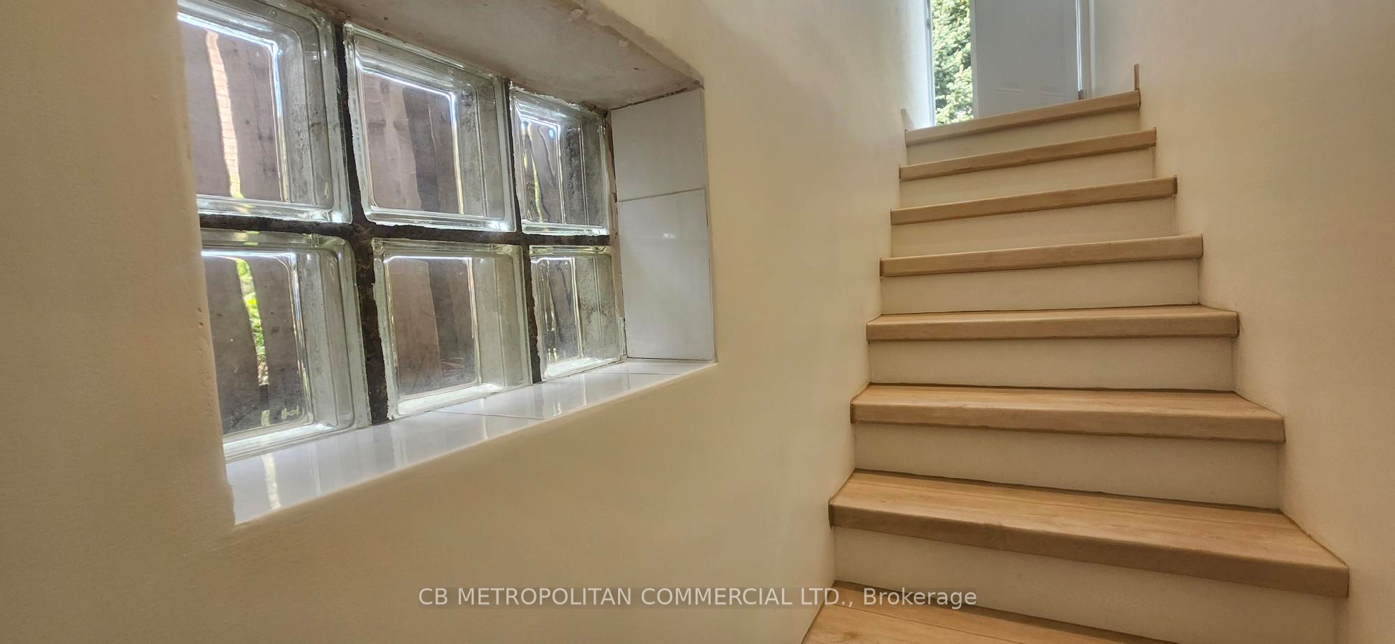 Unit Lower Level - 124 Evans Avenue, Etobicoke 2