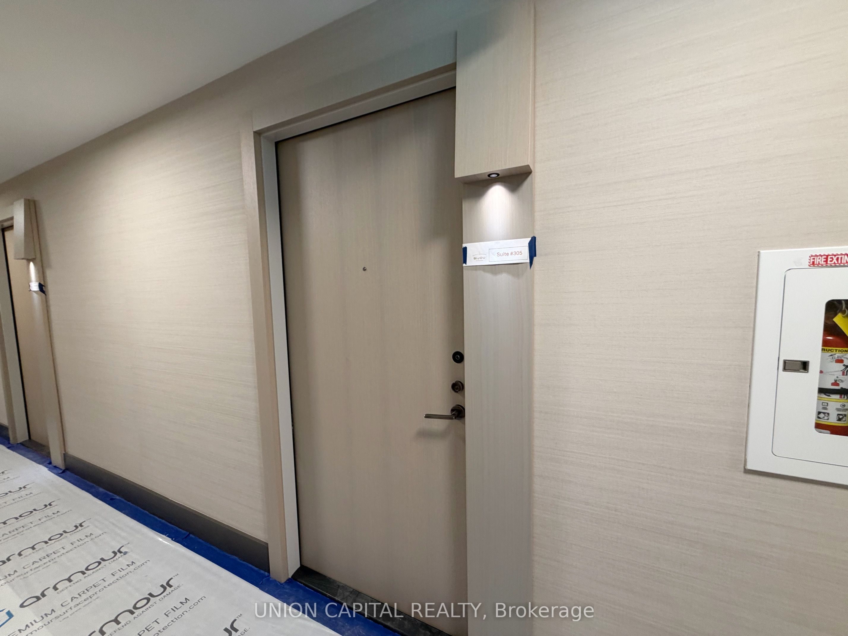 Unit 305 - 2450 Bloor Street, Toronto 2