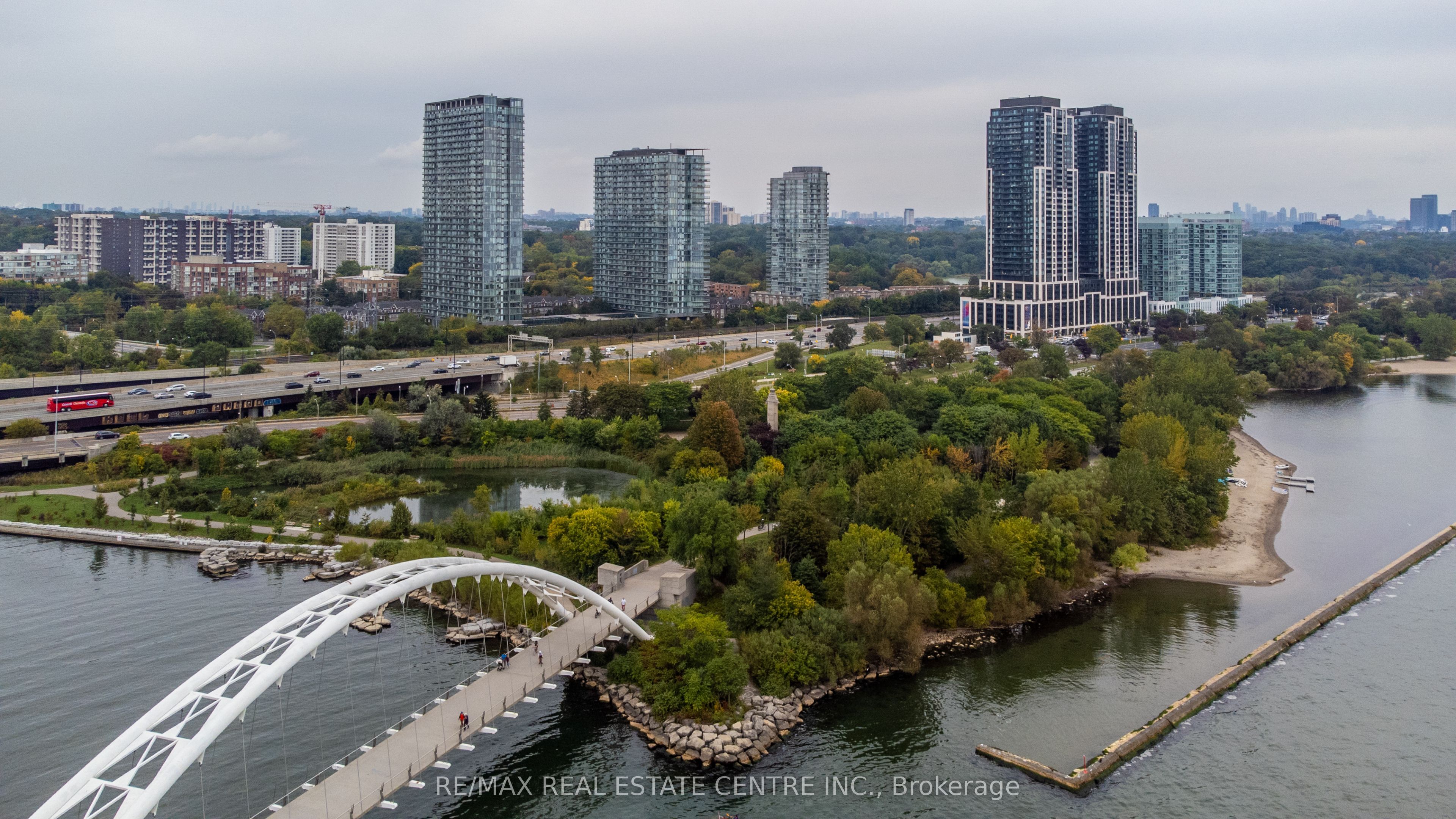 Unit 912 - 103 The Queensway, Toronto 3