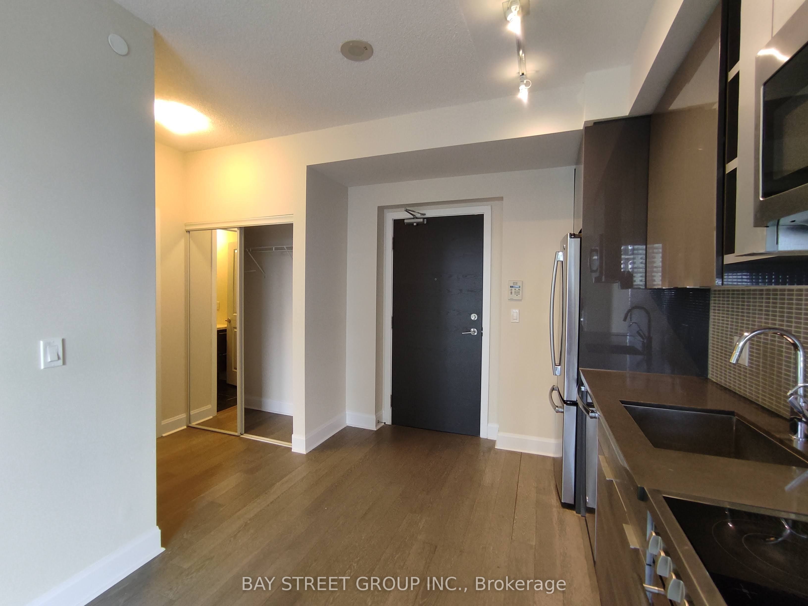 Unit 1906 - 33 Shore Breeze Drive, Etobicoke 4