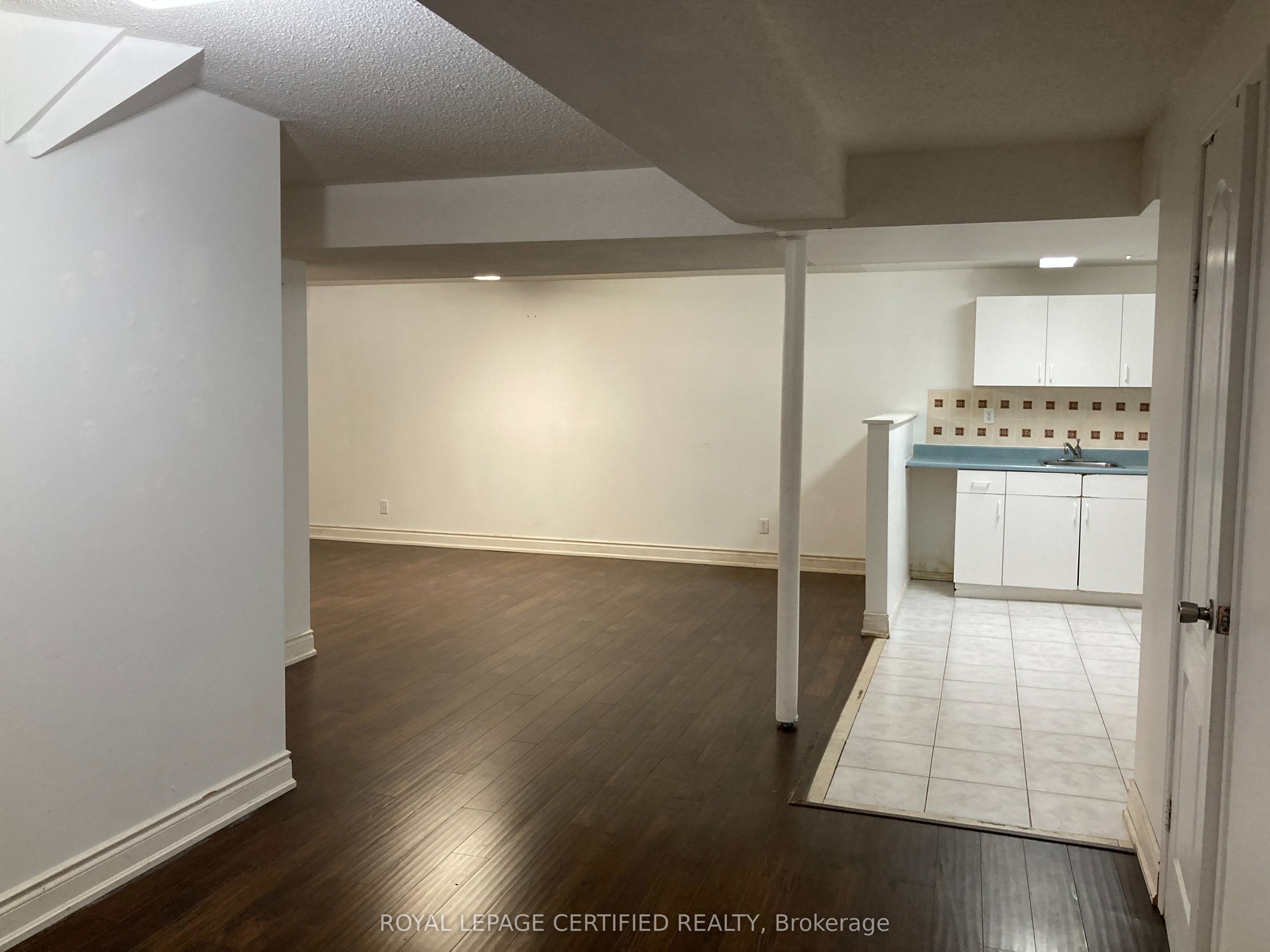 Unit Bsmt - 5480 Whitehorn Avenue, Mississauga 5