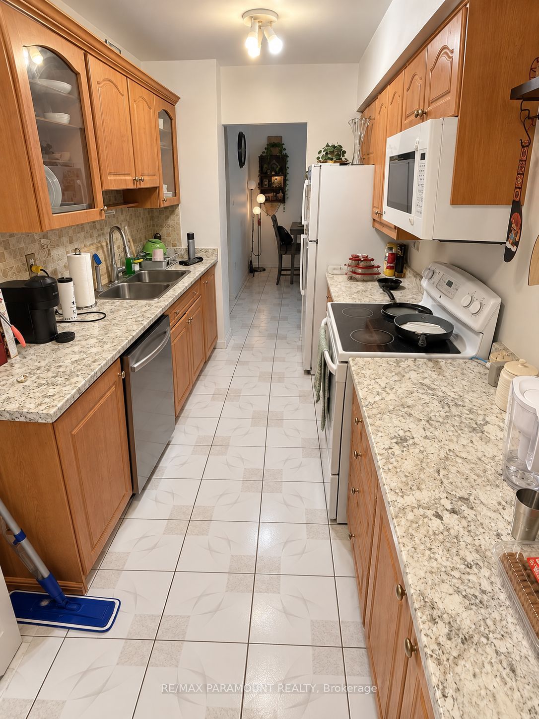 Unit 1813 - 390 Dixon Road, Etobicoke 4