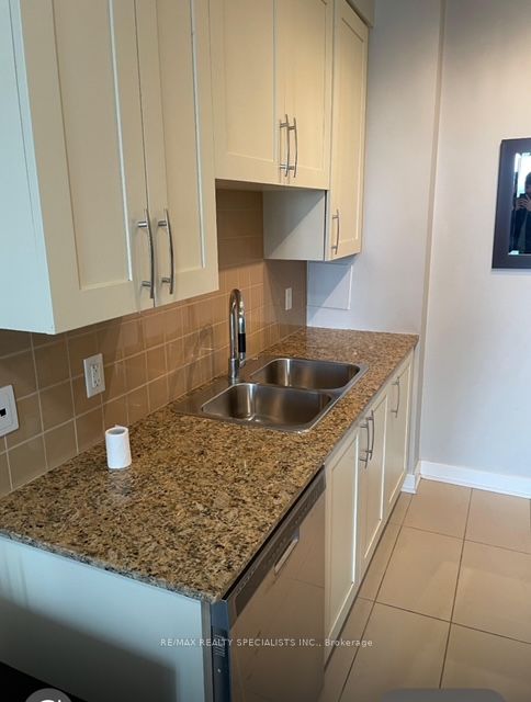 Unit 1605 - 4070 Confederation Parkway W, Mississauga 4