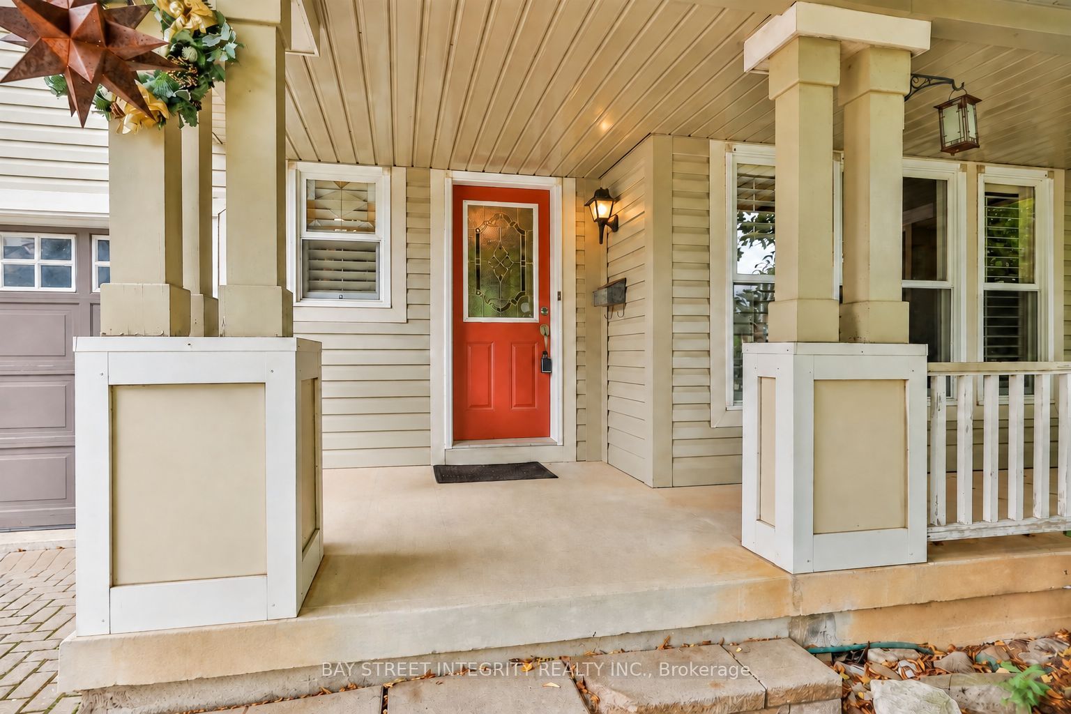 2198 Woodglen Crescent, Burlington 2