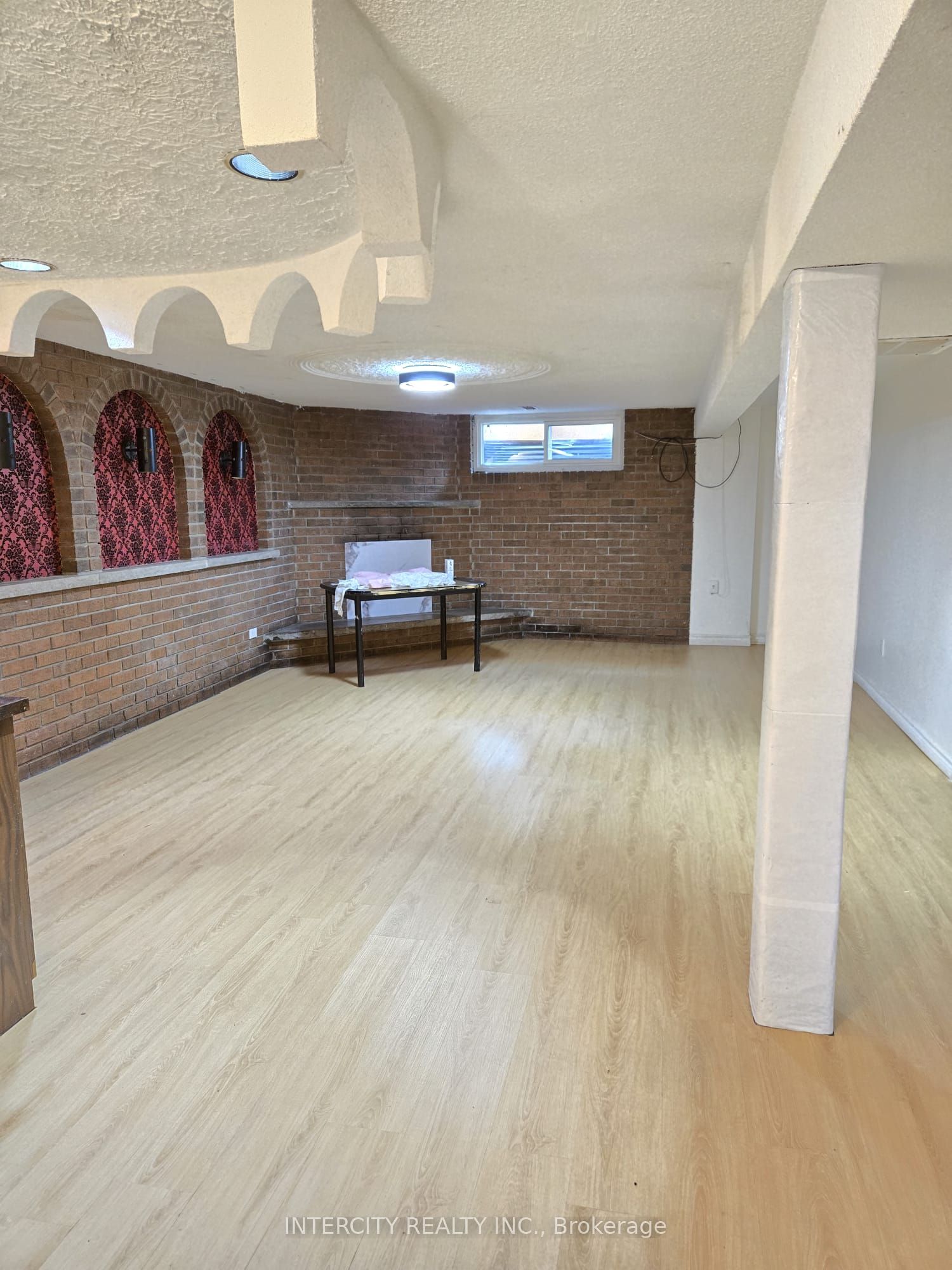 Unit Basement - 61 Hardwick Court, Etobicoke 3