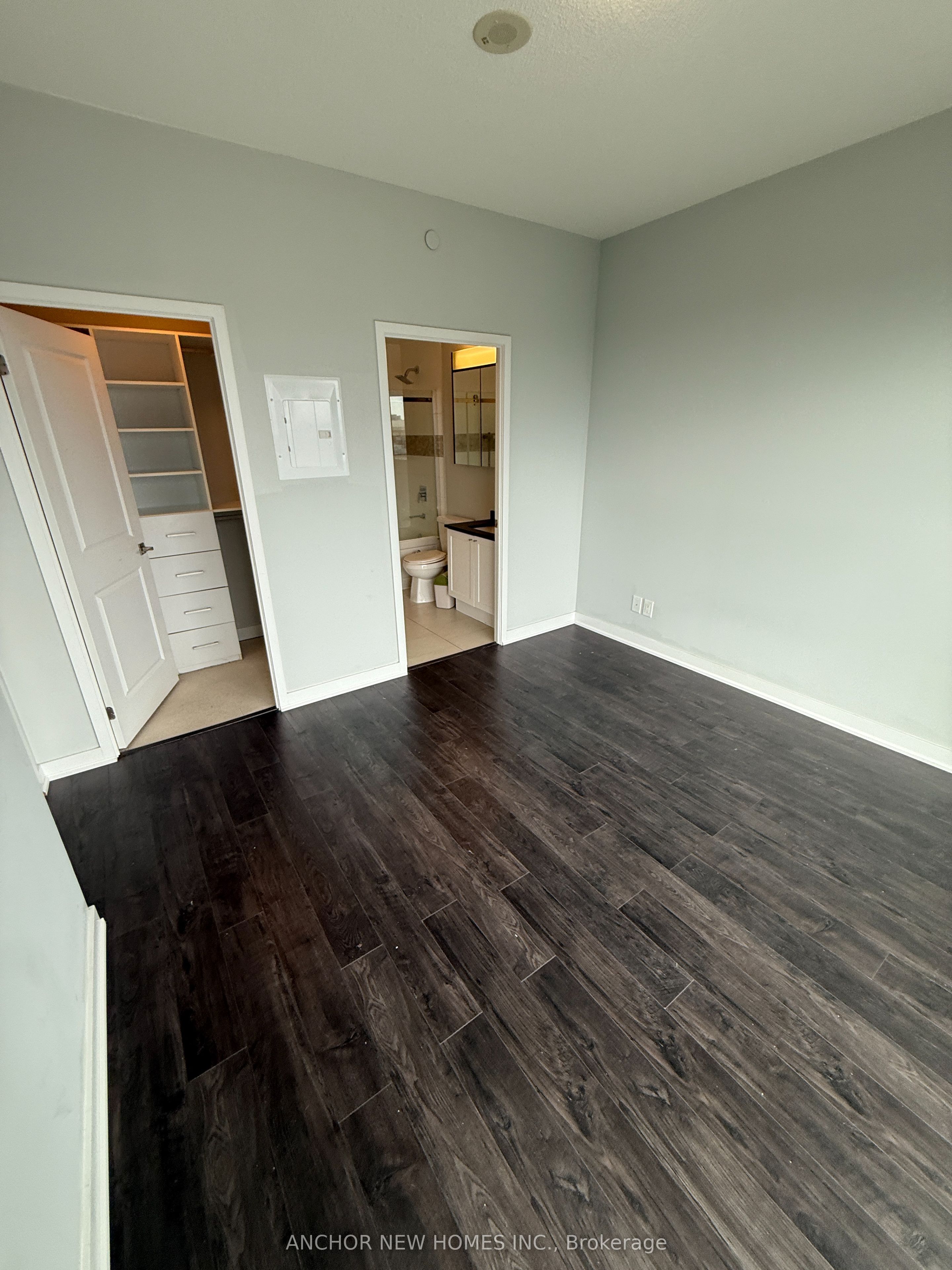 Unit 2107 - 4011 Brickstone Mews, Mississauga 2