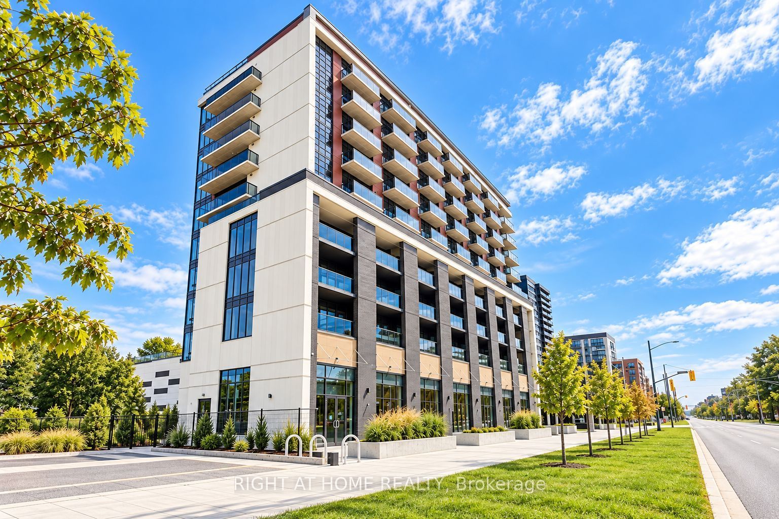 Unit 714 - 2825 Jane Street, North York 3