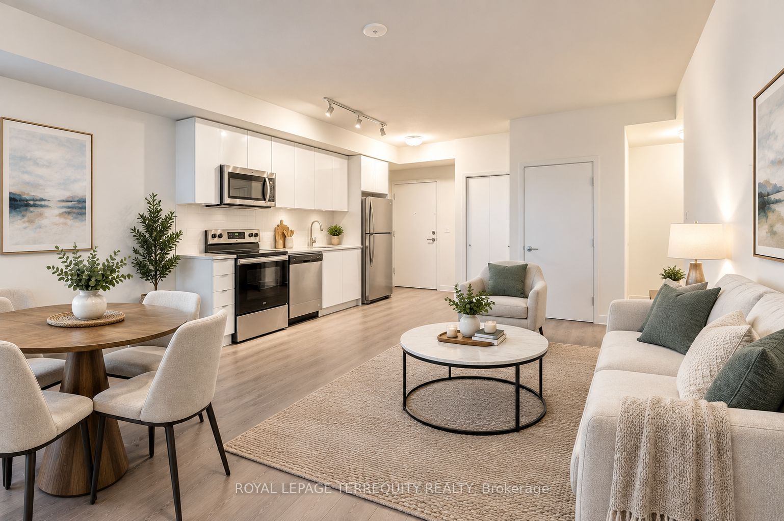 Unit 614 - 859 The Queensway, Etobicoke 3