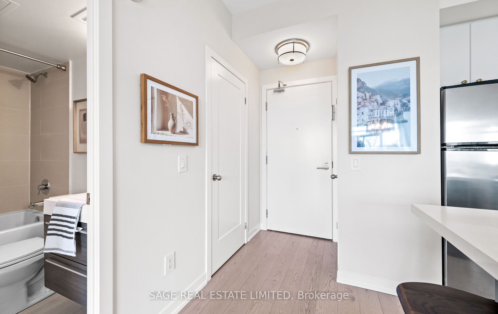 Unit 525 - 8 Fieldway Road, Etobicoke 4