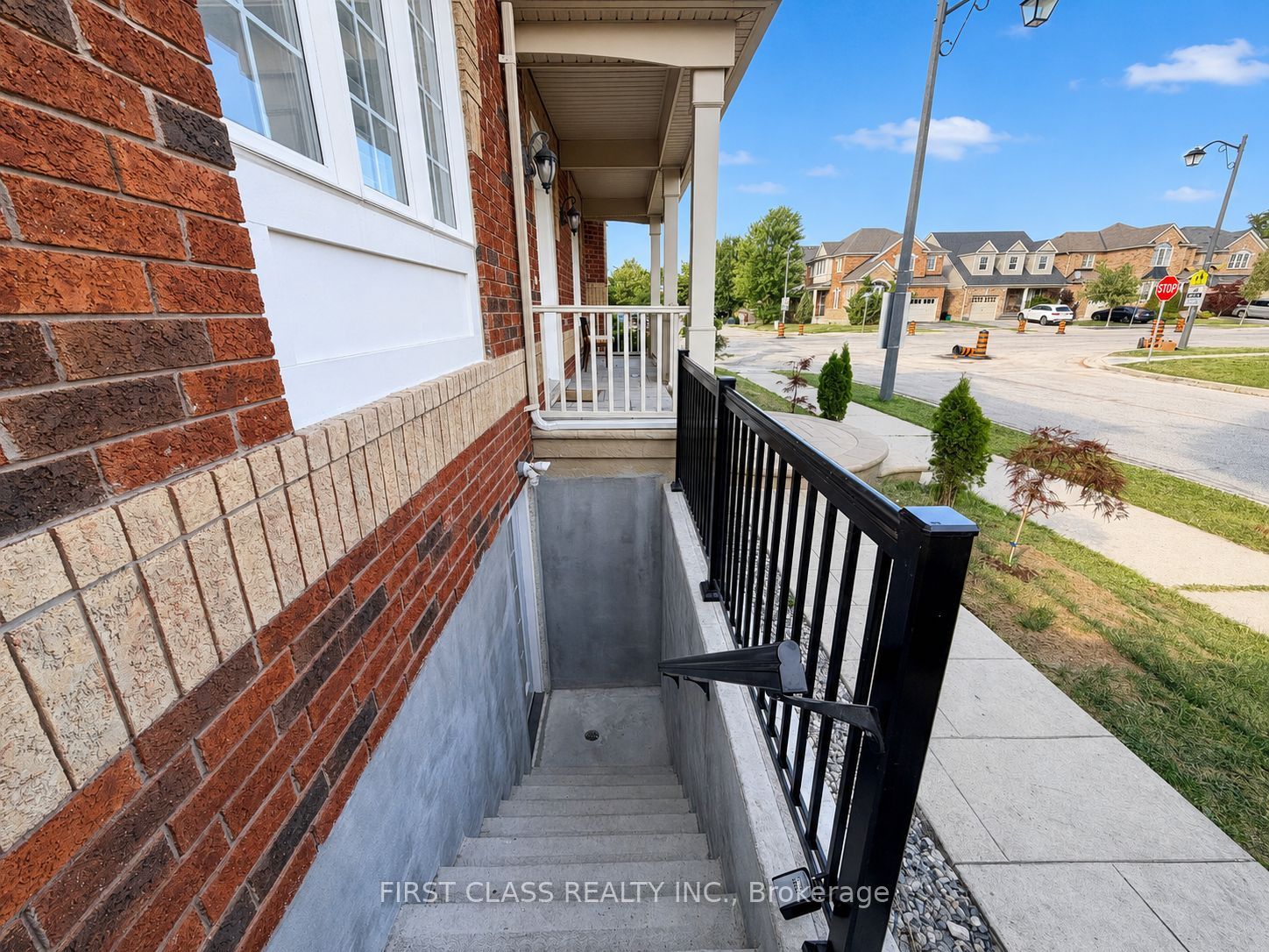Unit Bsmt - 720 Savoline Boulevard, Milton 3
