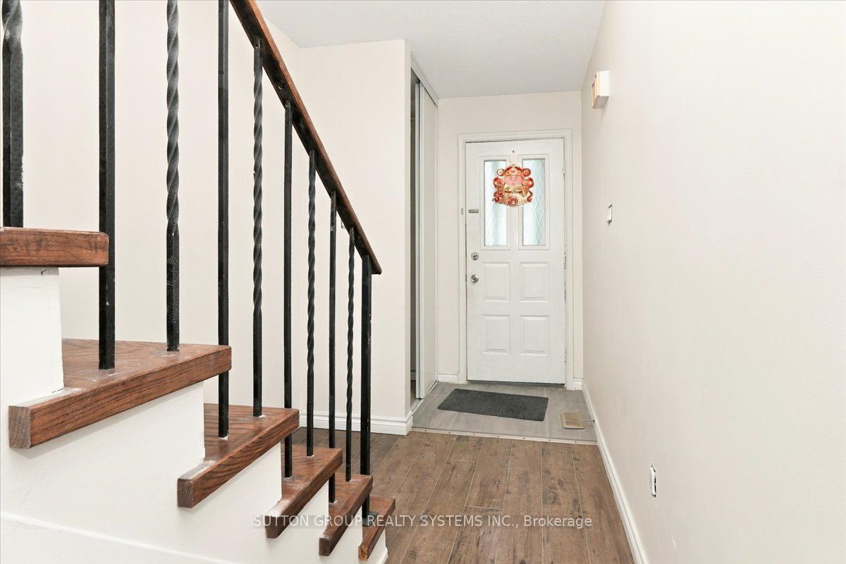 4118 Teakwood Drive, Mississauga 3