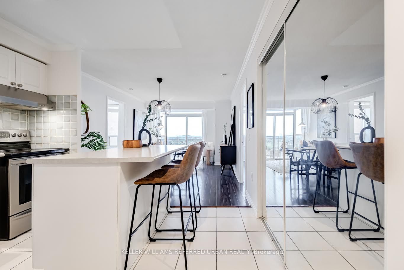 Unit 706 - 55 Strathaven Drive, Mississauga 4