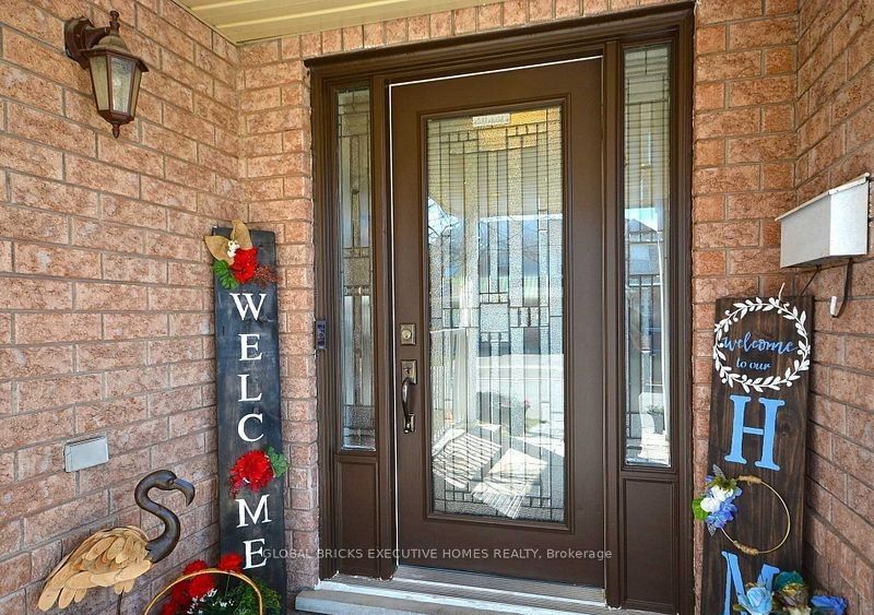 Unit Upper - 759 Hutchinson Avenue, Milton 4