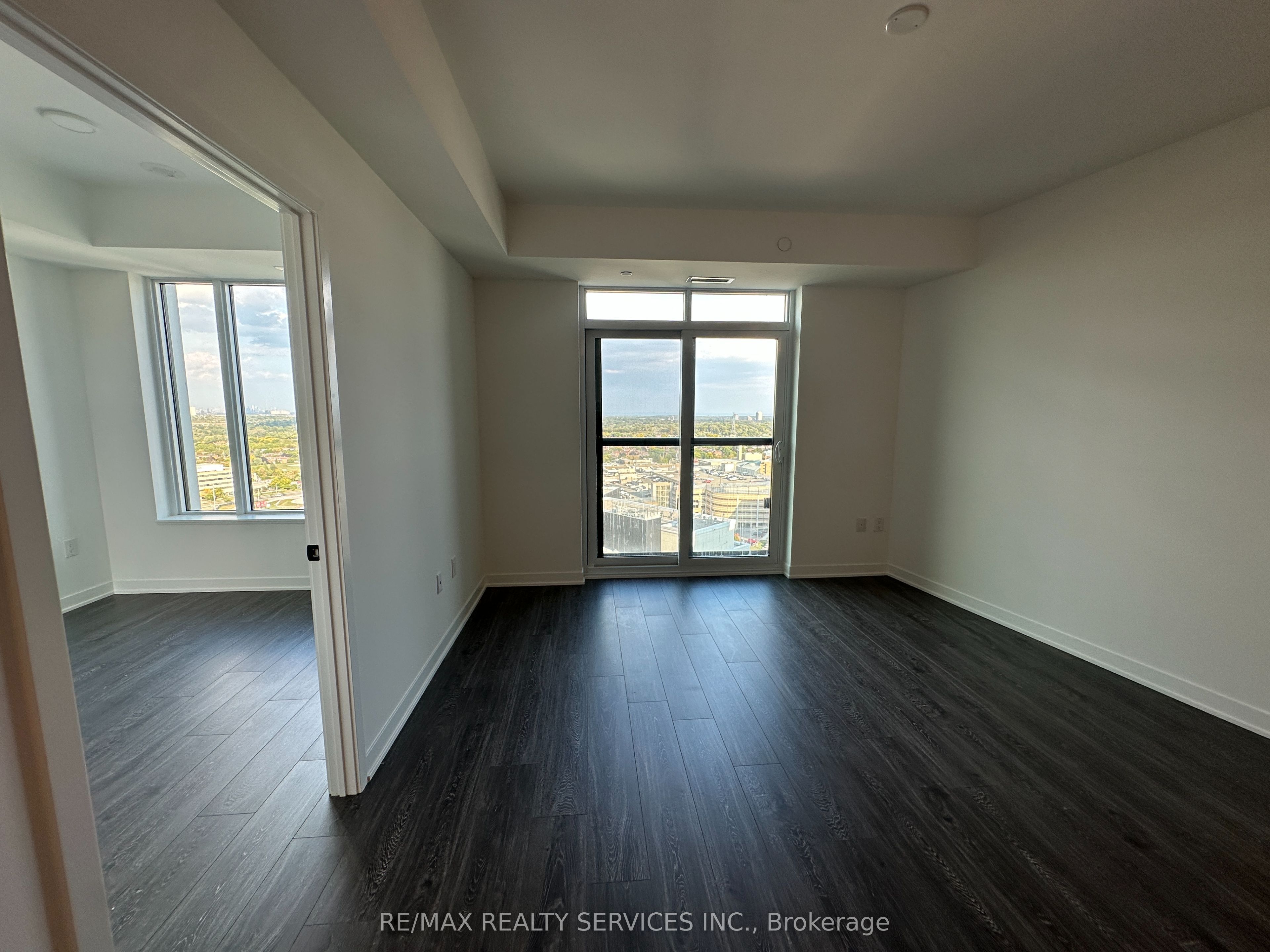 Unit 1913 - 2495 Eglinton Avenue W, Mississauga 3