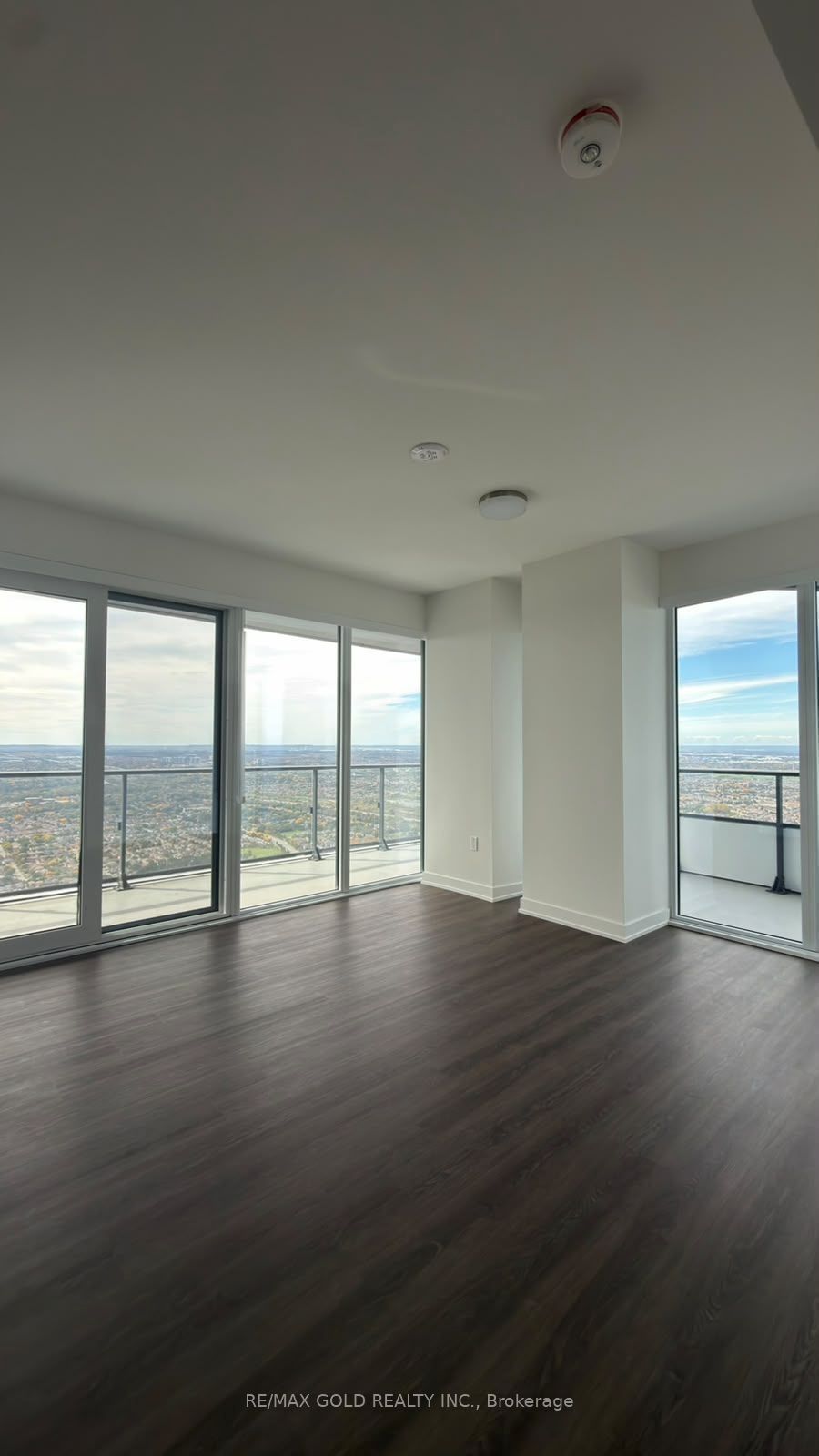 Unit 6902 - 448 burnhamthorpe Road, Mississauga 3