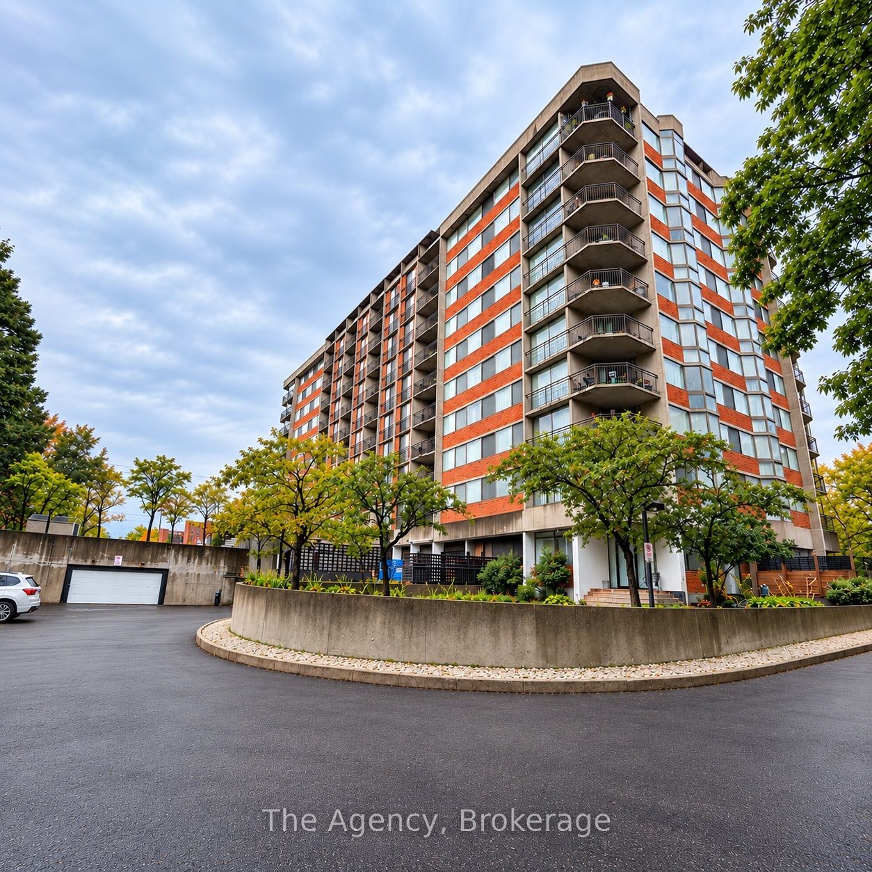Unit 106 - 2200 Sherobee Road, Mississauga 2