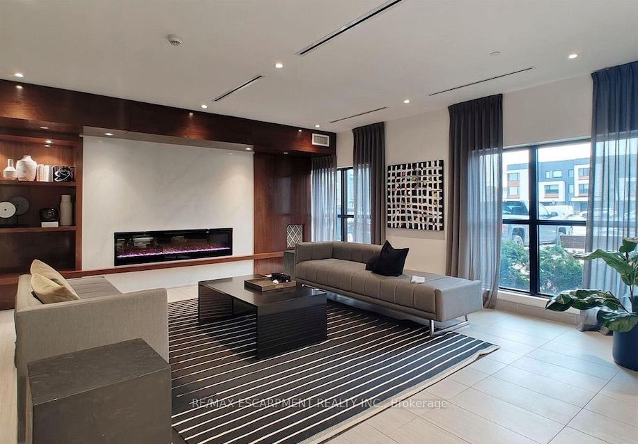 Unit 425 - 102 Grovewood Common, Oakville 3