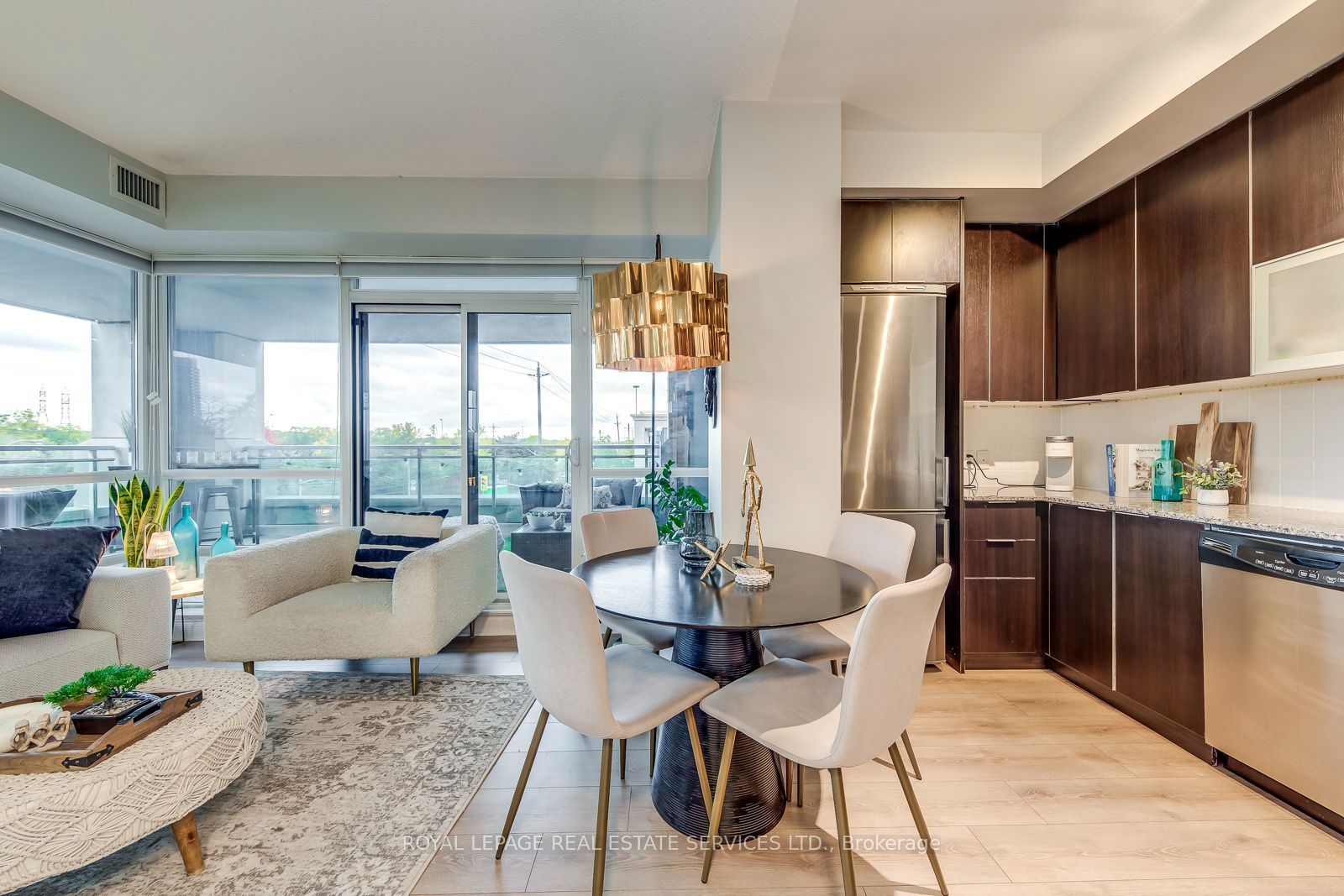 Unit 203 - 16 Brookers Lane, Etobicoke 3