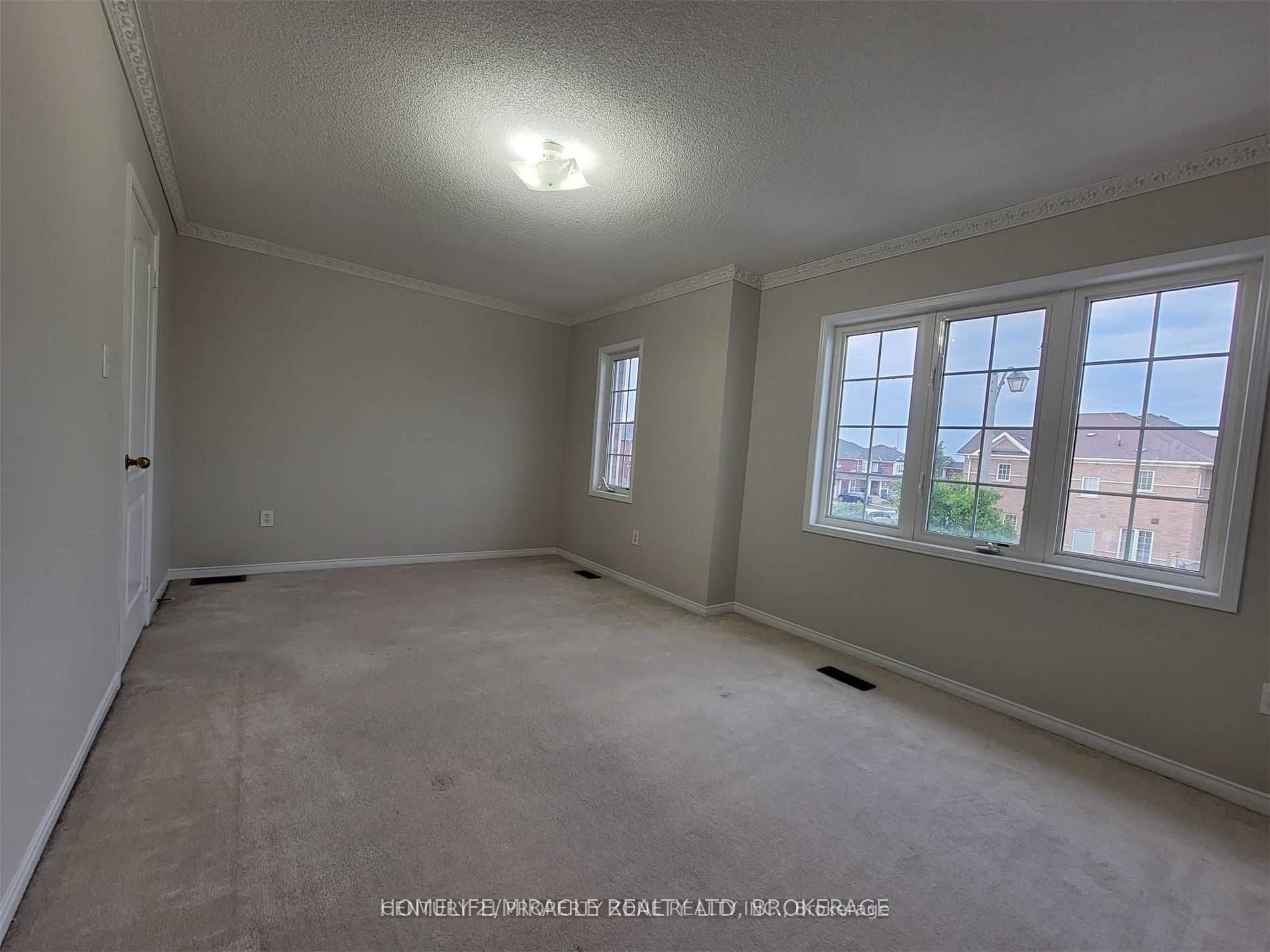 8 Galtee Road, Brampton 3