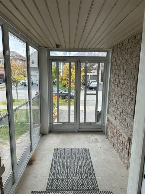 544 Matisse Place, Mississauga 3