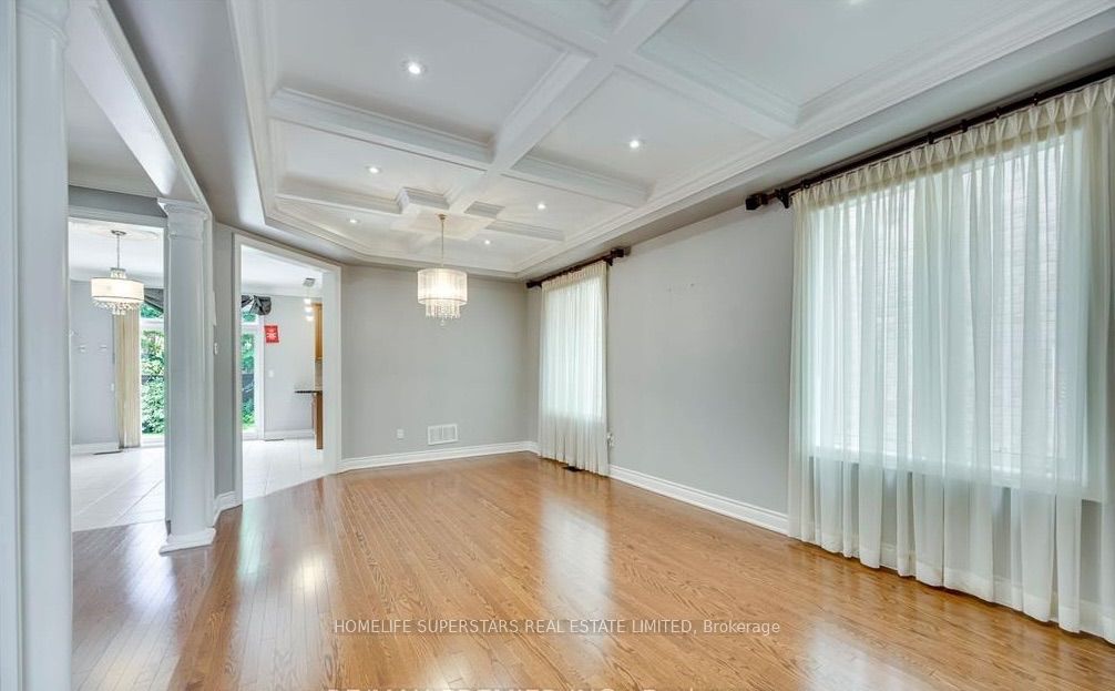 26 Maybeck Drive, Brampton 4