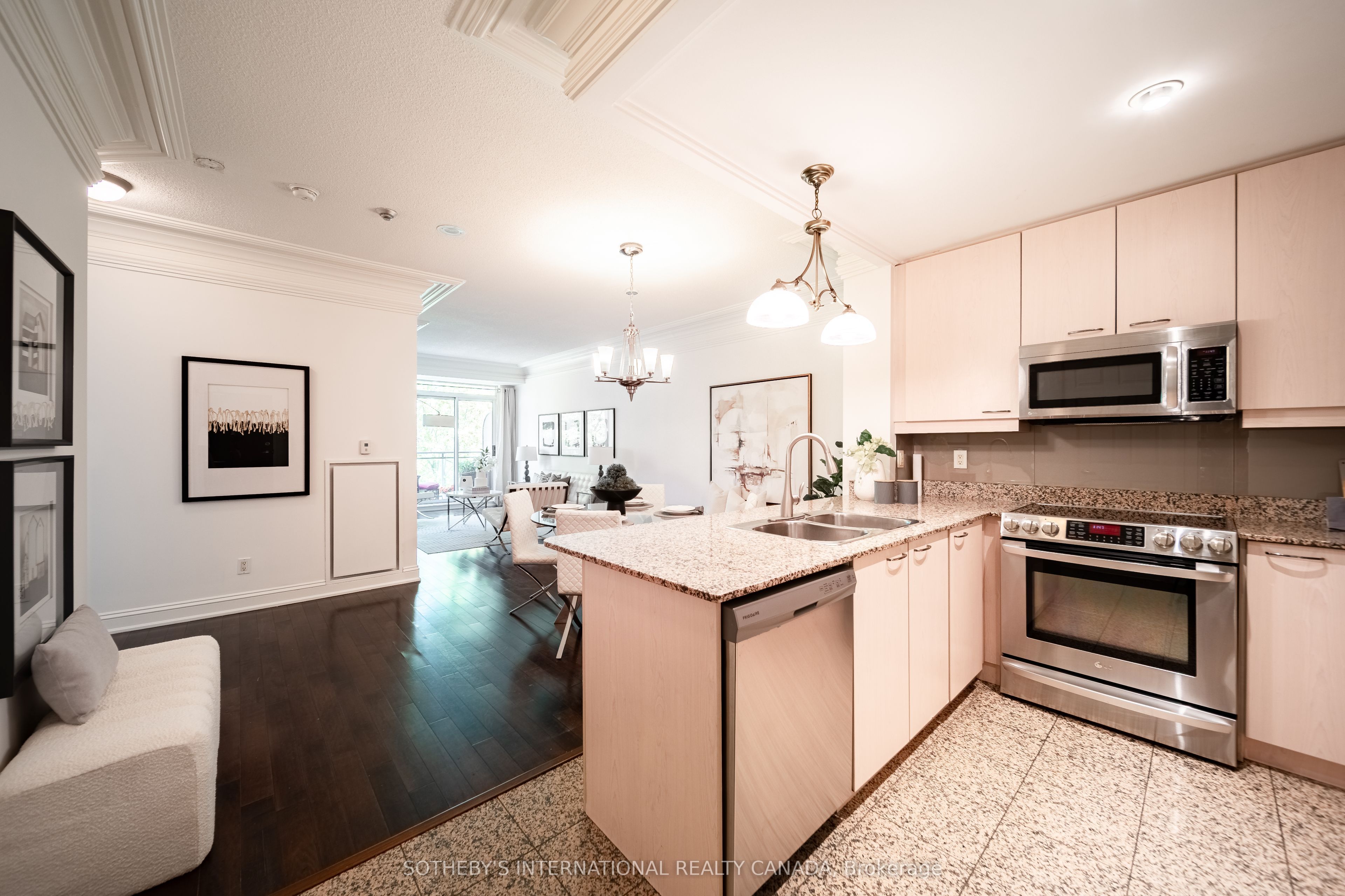 Unit 302 - 80 Palace Pier Court, Etobicoke 4