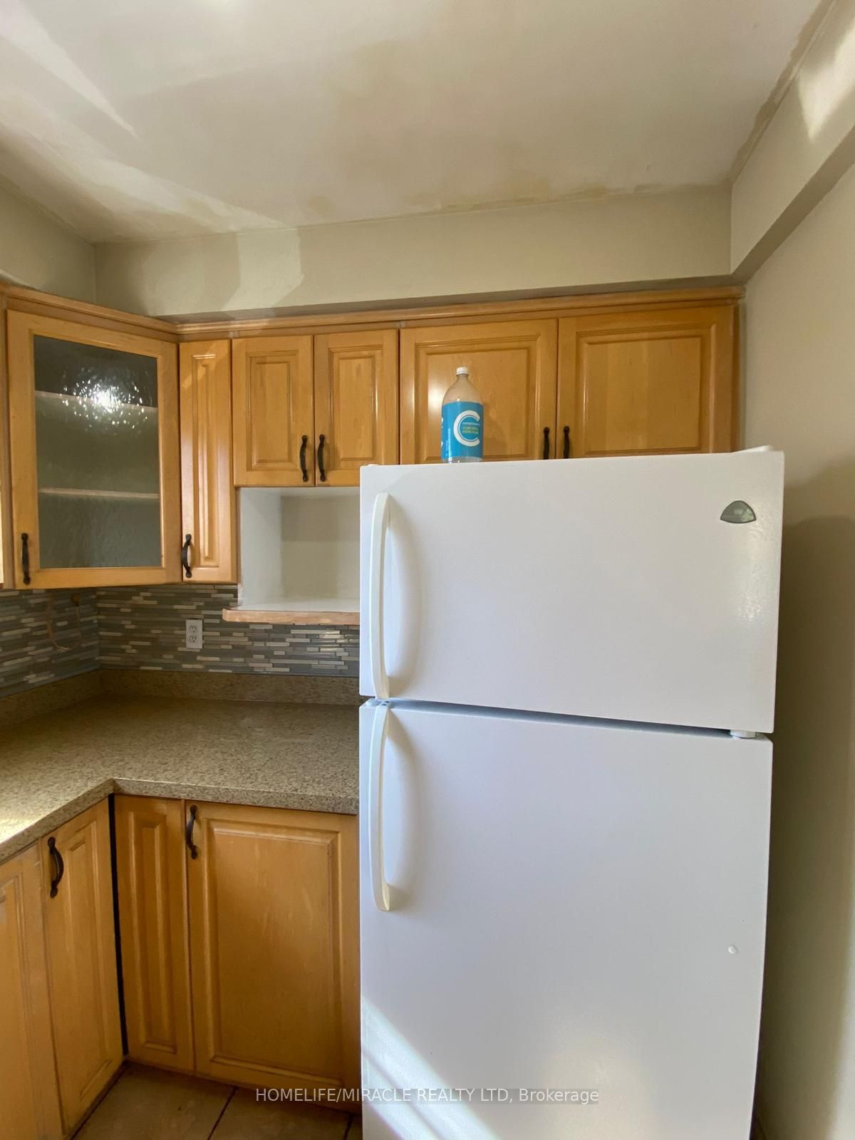 7711 Wrenwood Court, Mississauga 4