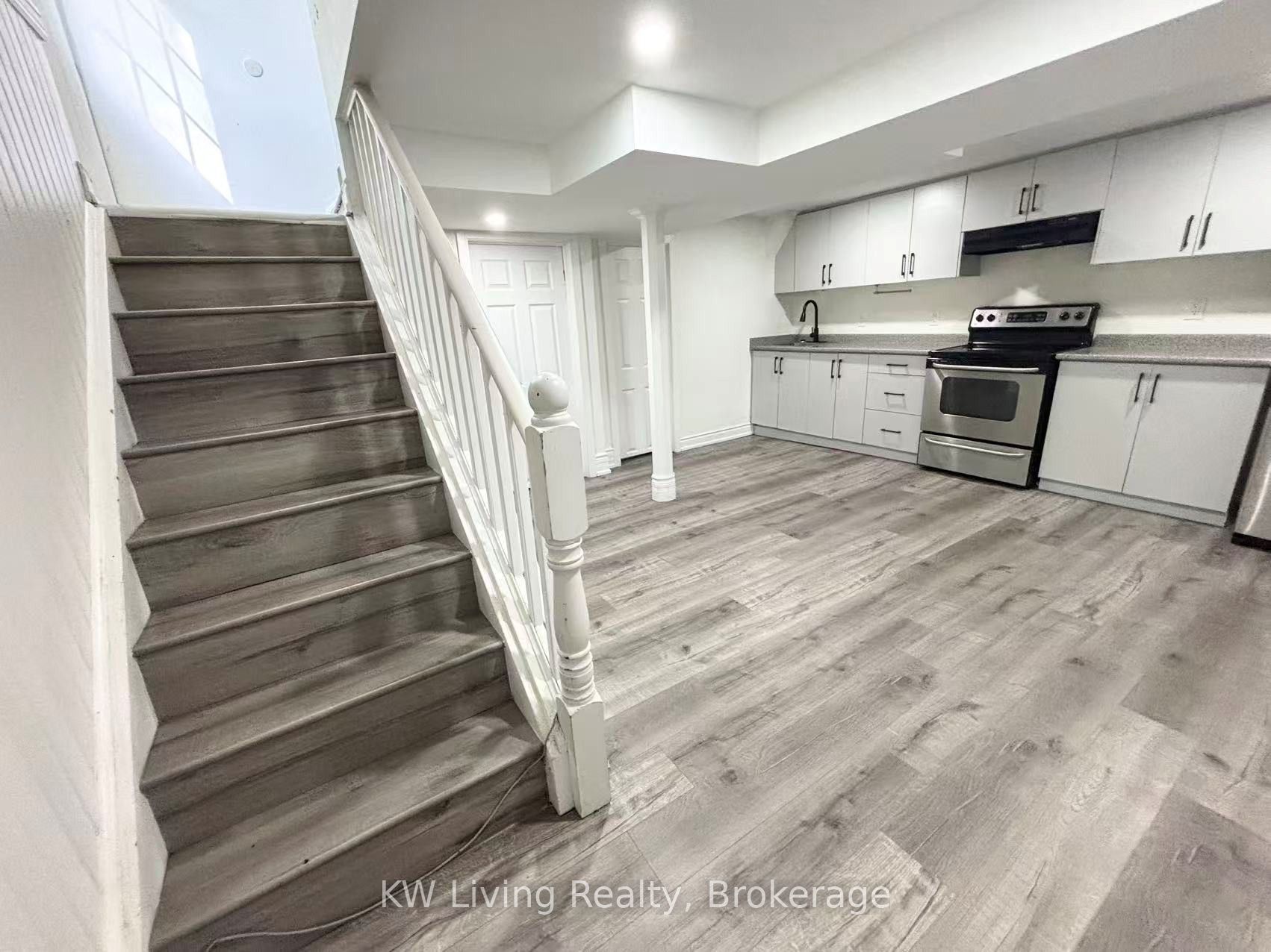 Unit Basement - 18 Jensen Square, Brampton 5