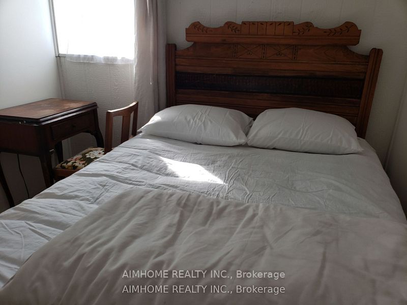Unit Unit 2 - 776211 Highway 10 E, Chatsworth 3