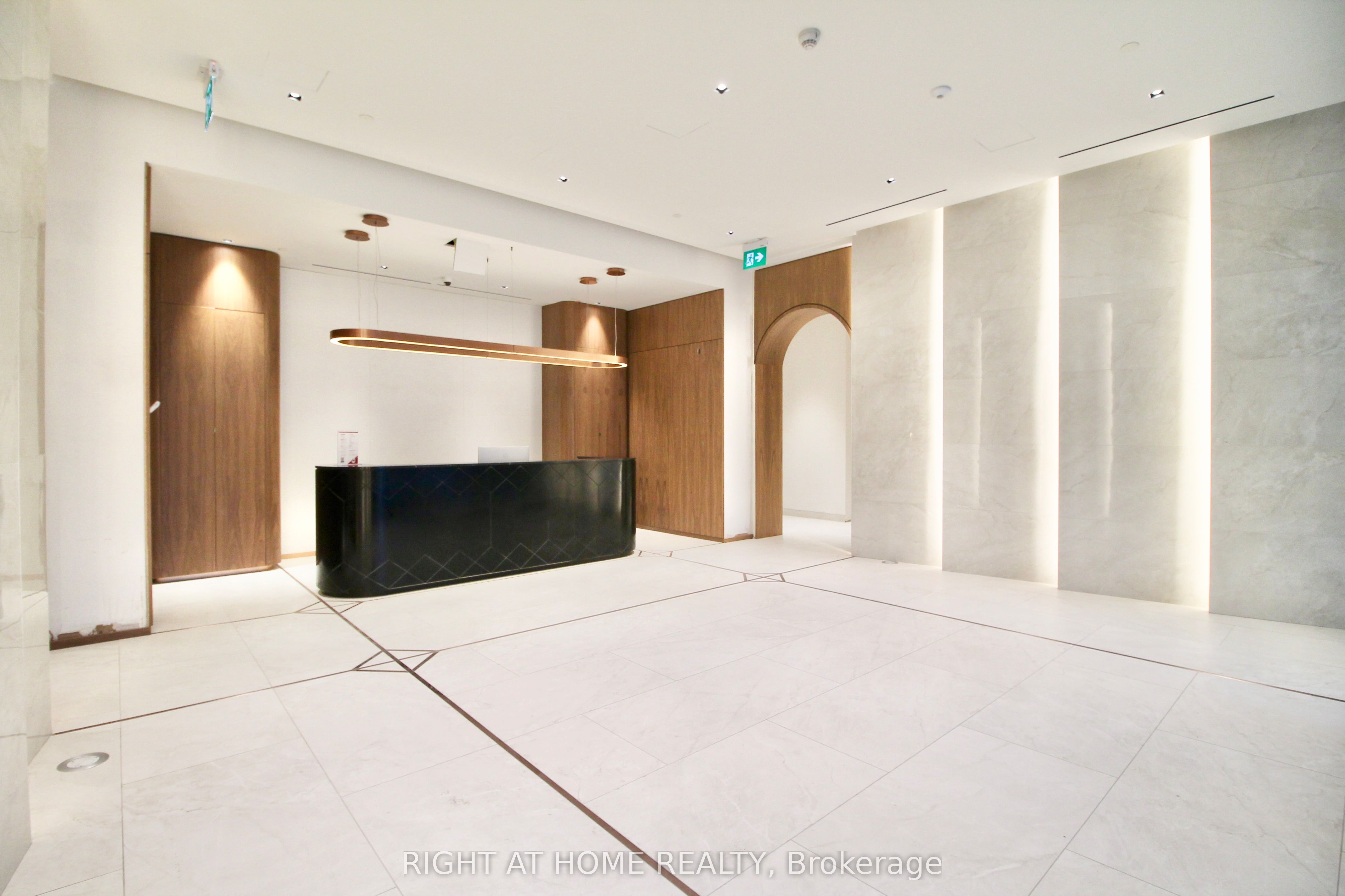 Unit 1004 - 560 Rideau Street, Ottawa 2