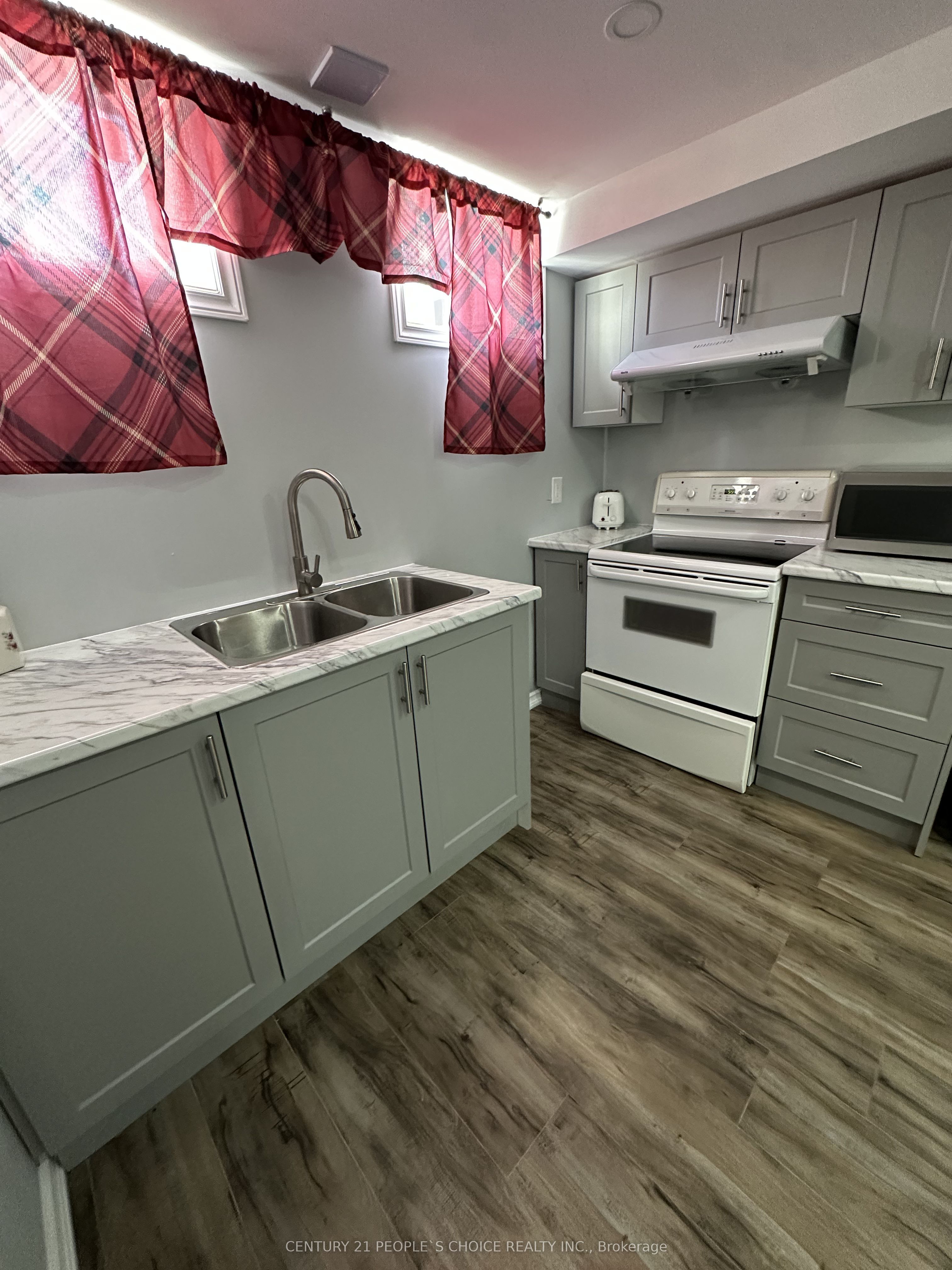 Unit Bsmt - 233 Powell Street, Brantford 4