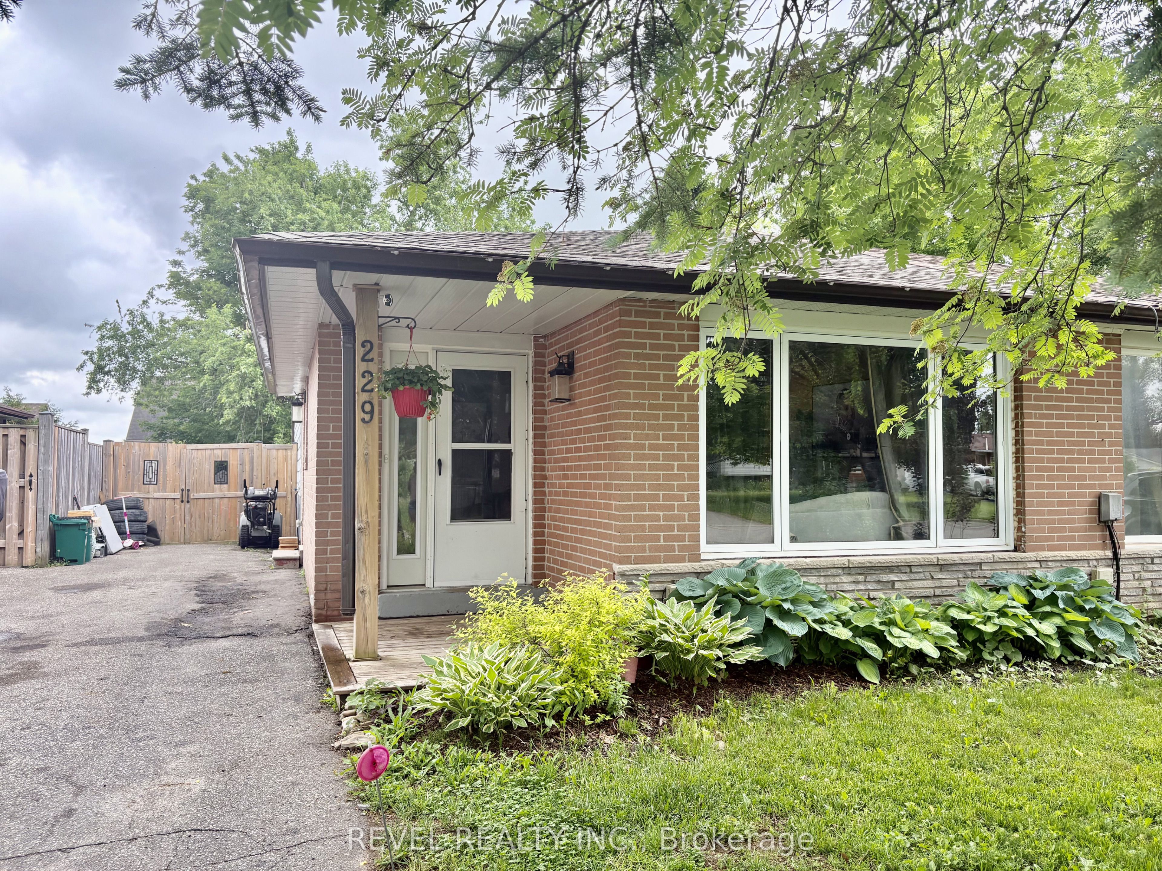 229 Simon Street, Shelburne 1