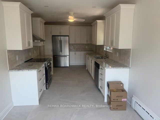 Unit 2 - 379 Stewart Street, Ottawa 4