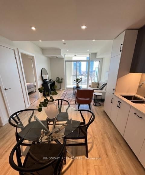 Unit 706 - 741 King Street W, Kitchener 3