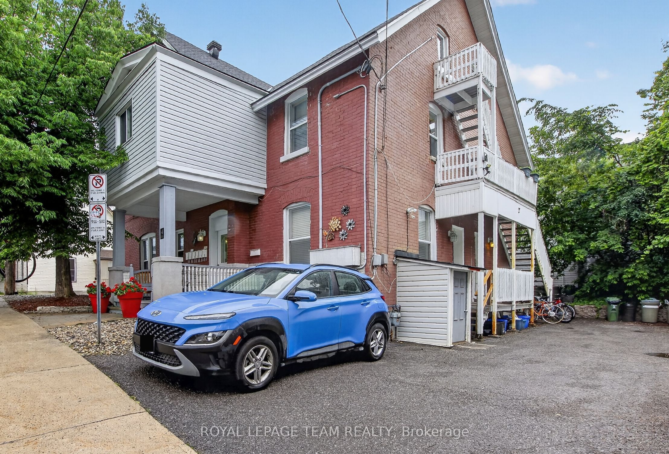 Unit 5 - 4 Eccles Street, Ottawa 3