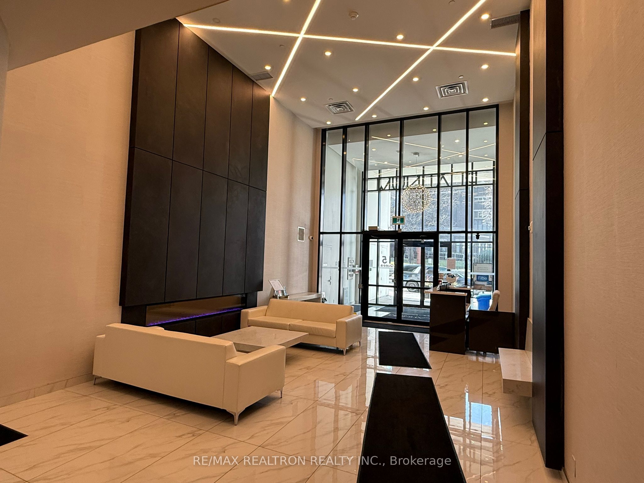 Unit 1001 - 15 Queen Street S, Hamilton 5