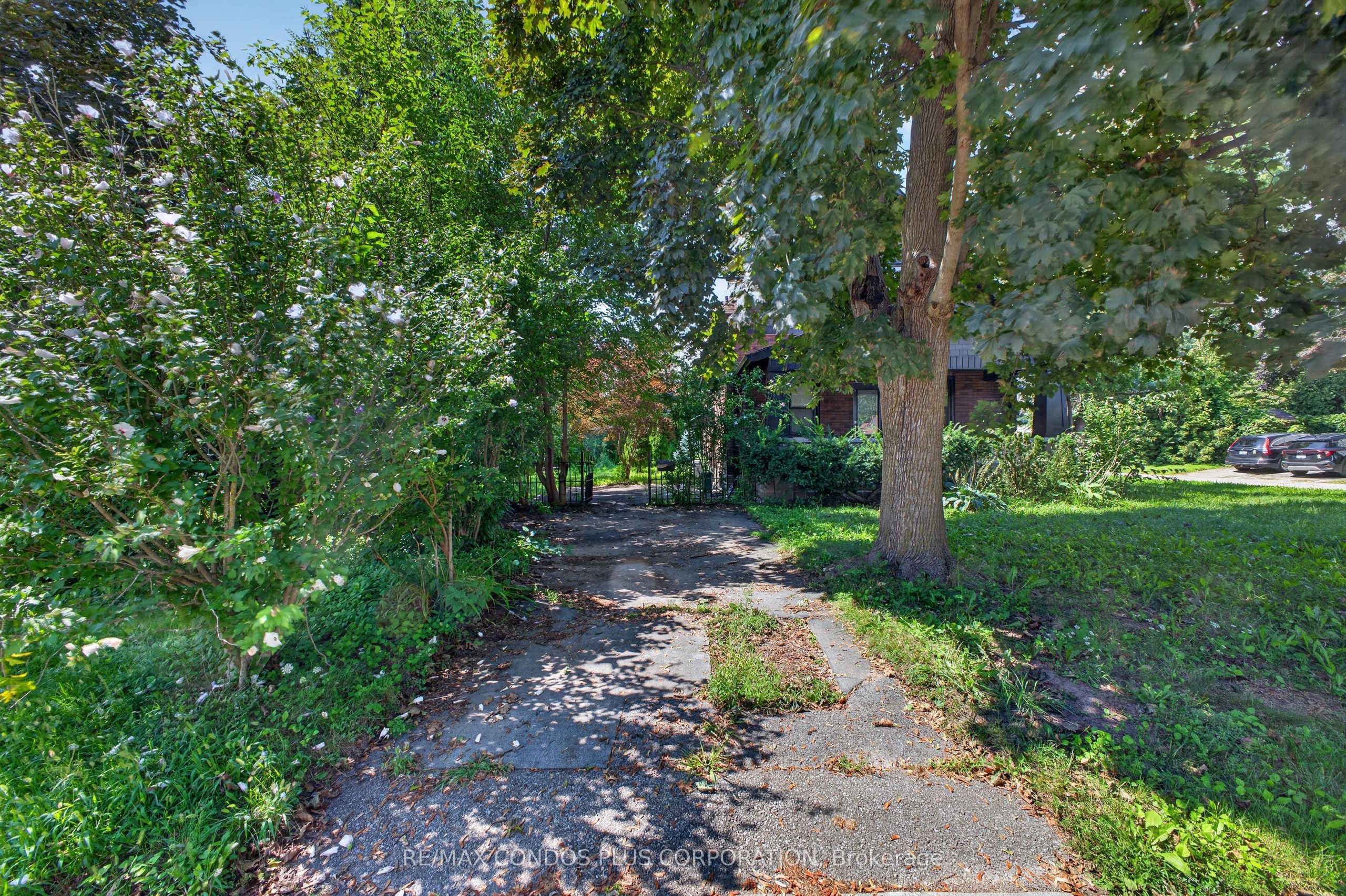 5983 CORWIN Avenue, Niagara Falls 4