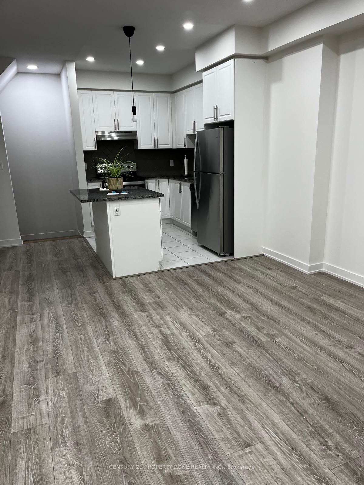 Unit 64 - 590 North Service Road, Stoney Creek 5