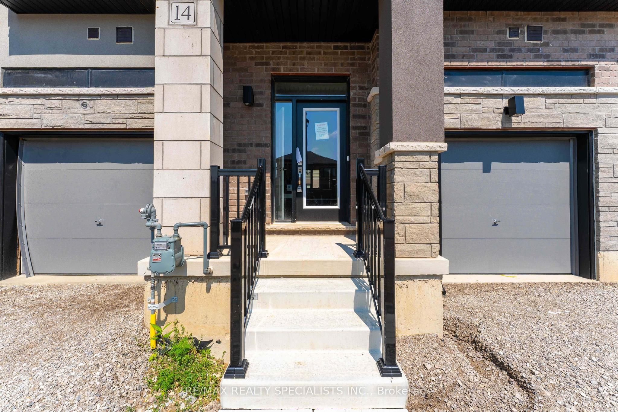 14 Dennis Avenue, Brantford 4