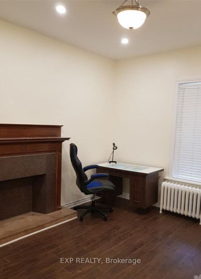 Unit Unit 1 - 268 Flora Street, Ottawa 2