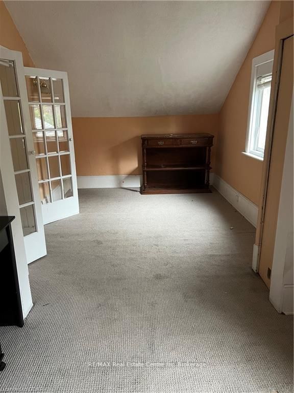 Unit B - 187 ARTHUR Street N, Guelph 3