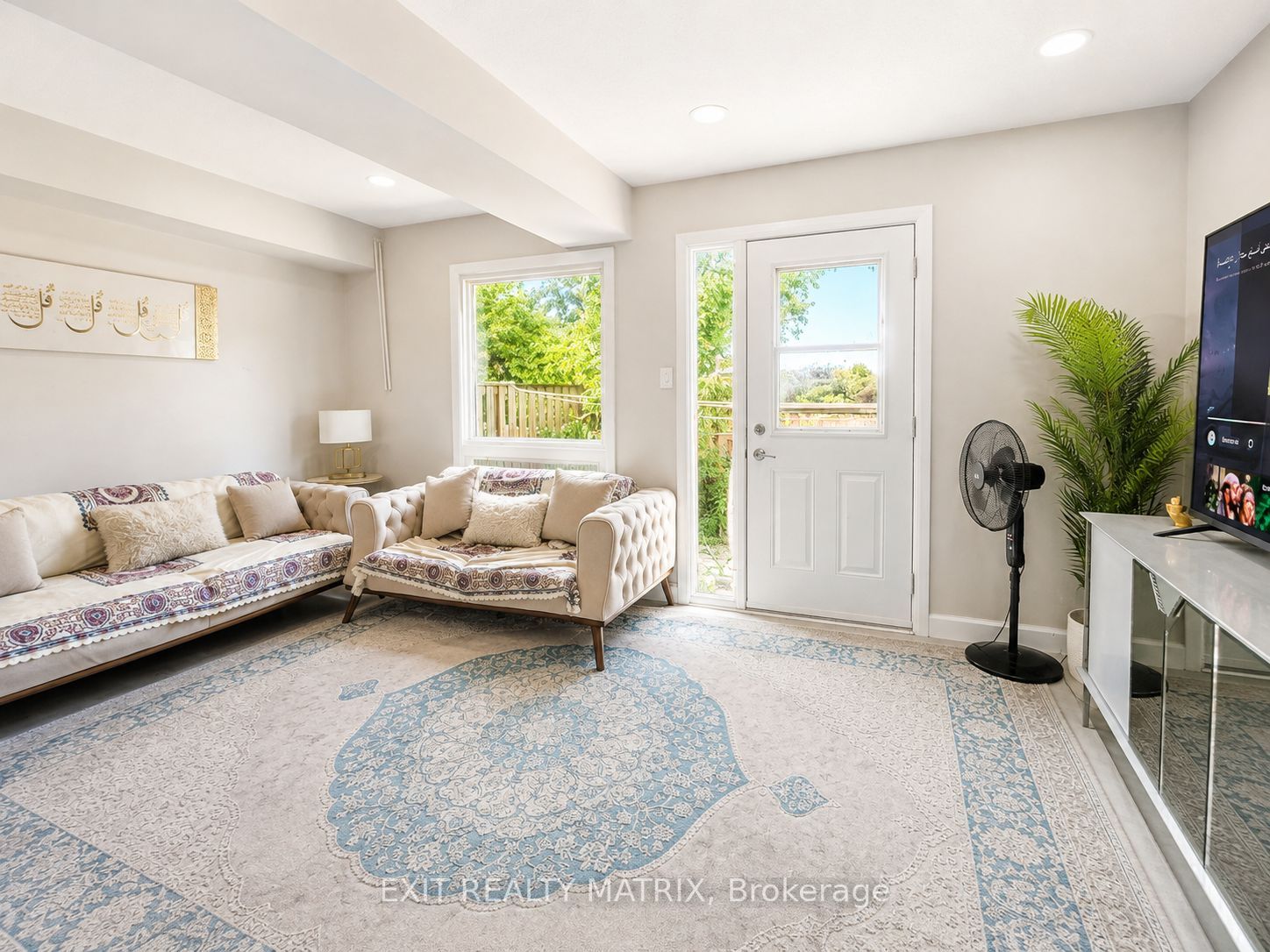 Unit 31 - 67 Angela Private, Ottawa 3