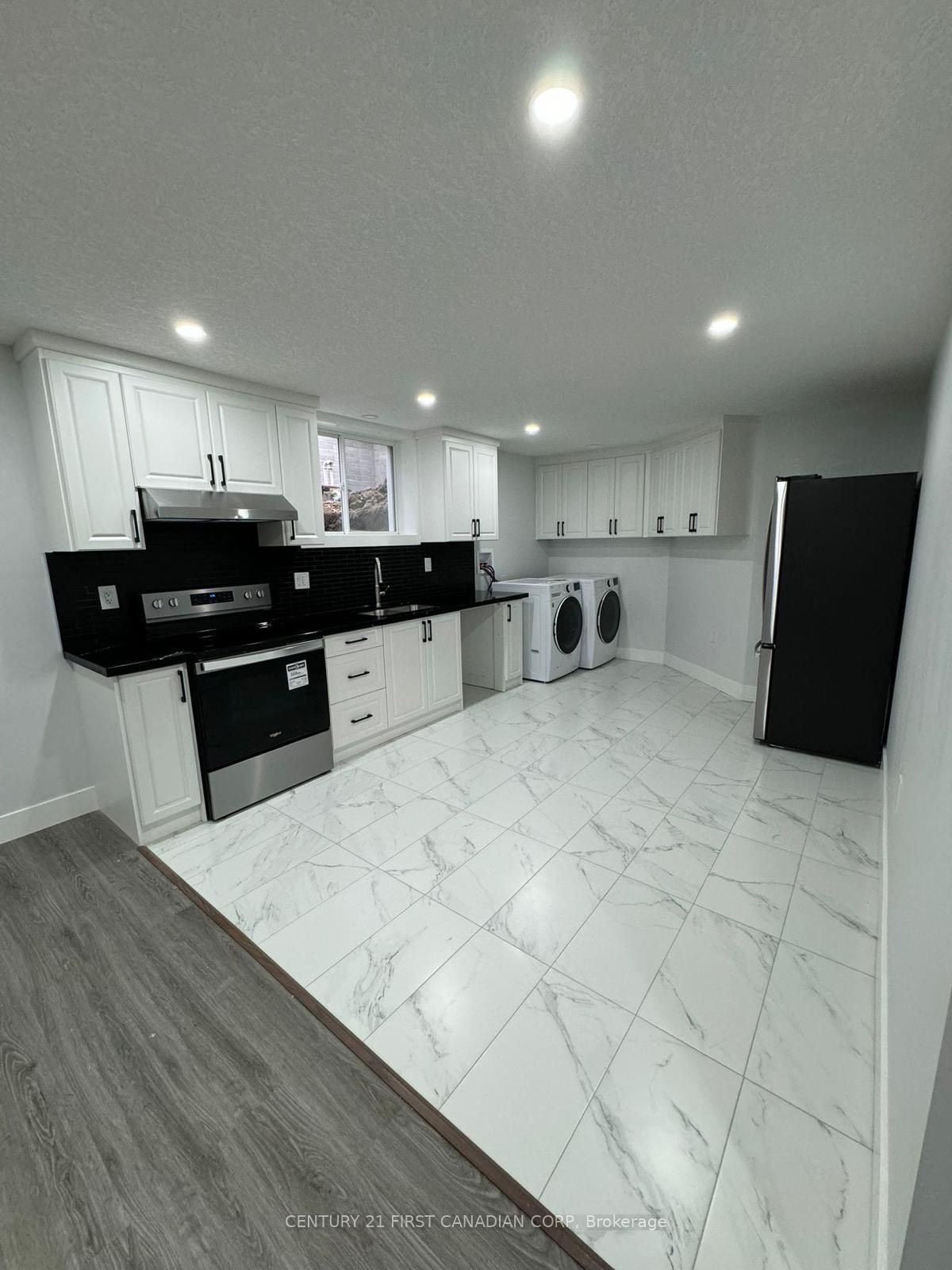 Unit Basement - 470 Jessica Way, London 3